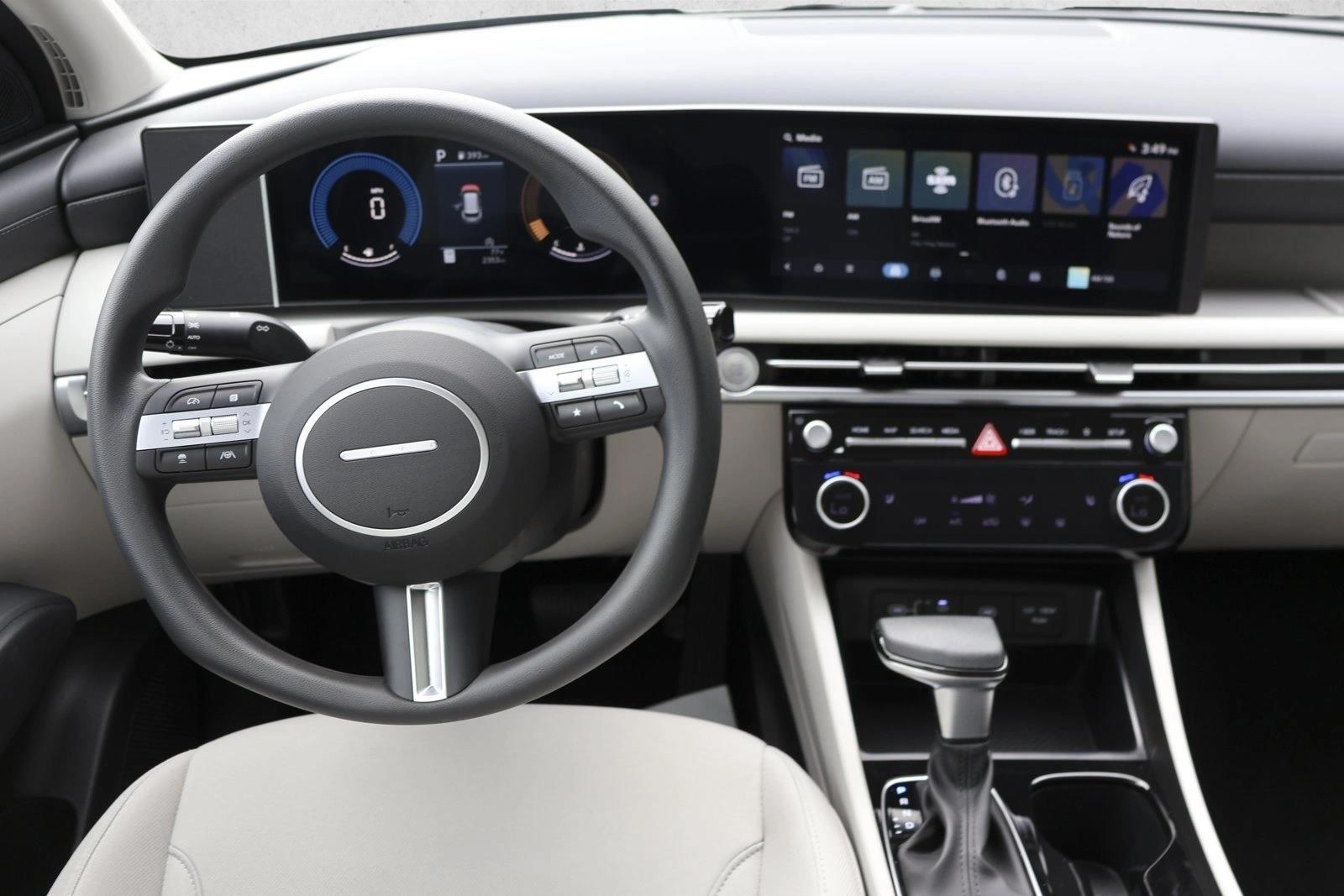 Thumbnail: 2026 Hyundai Tucson - 4