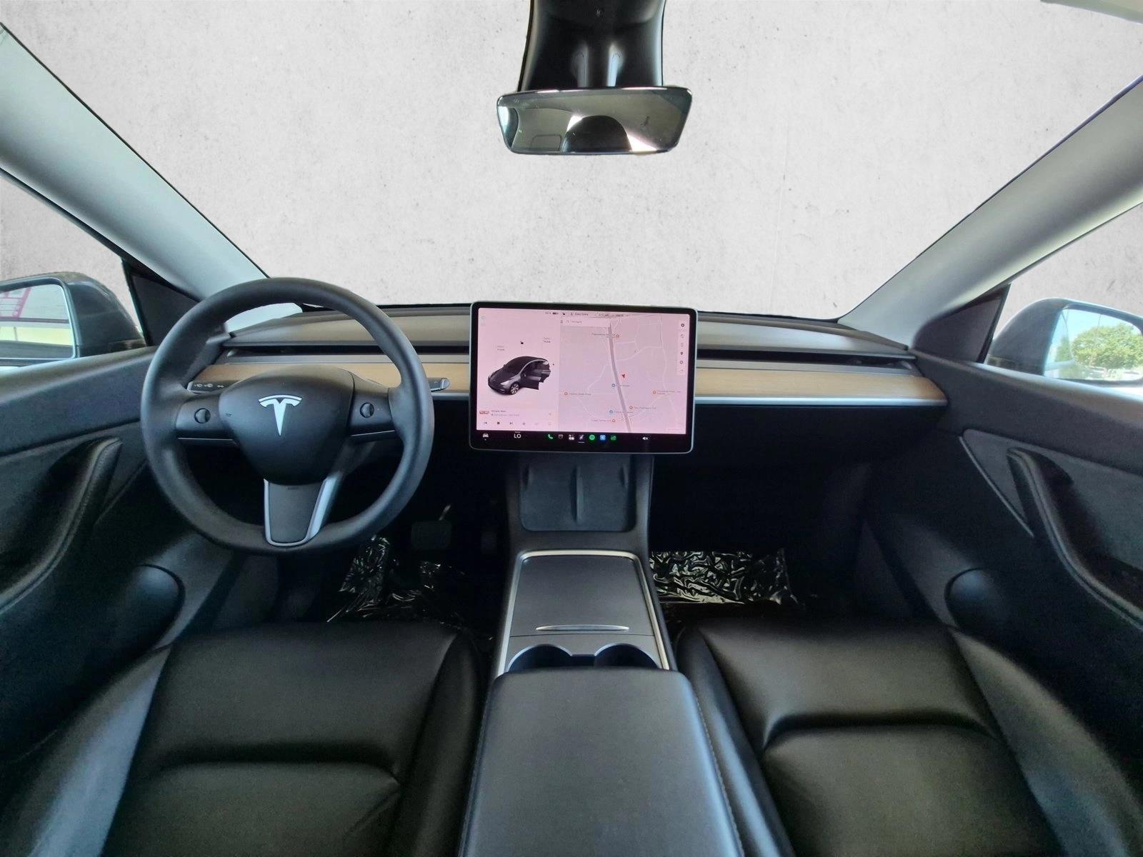 Thumbnail: 2022 Tesla Model Y - 3