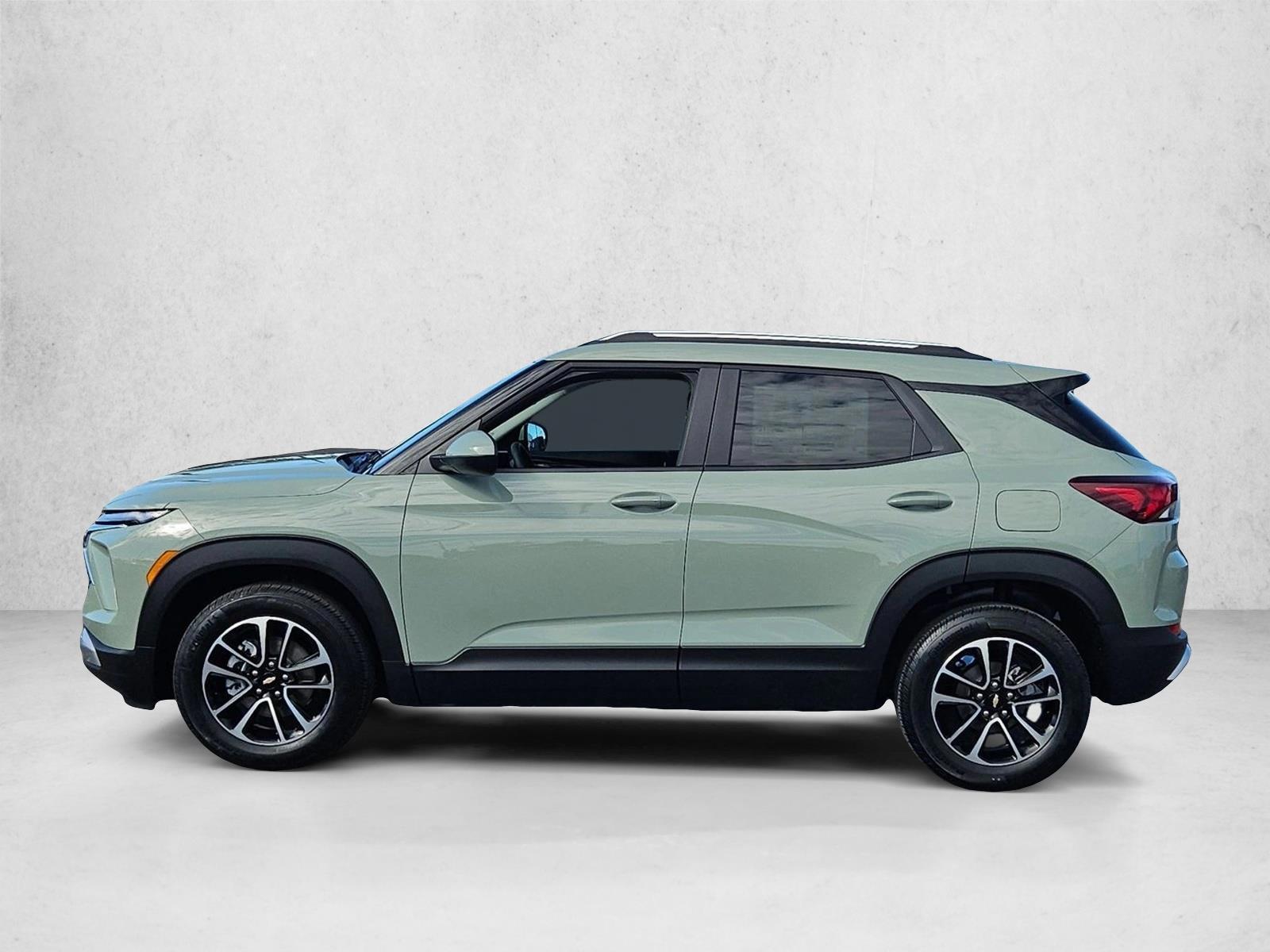 Thumbnail: 2026 Chevrolet TrailBlazer - 2