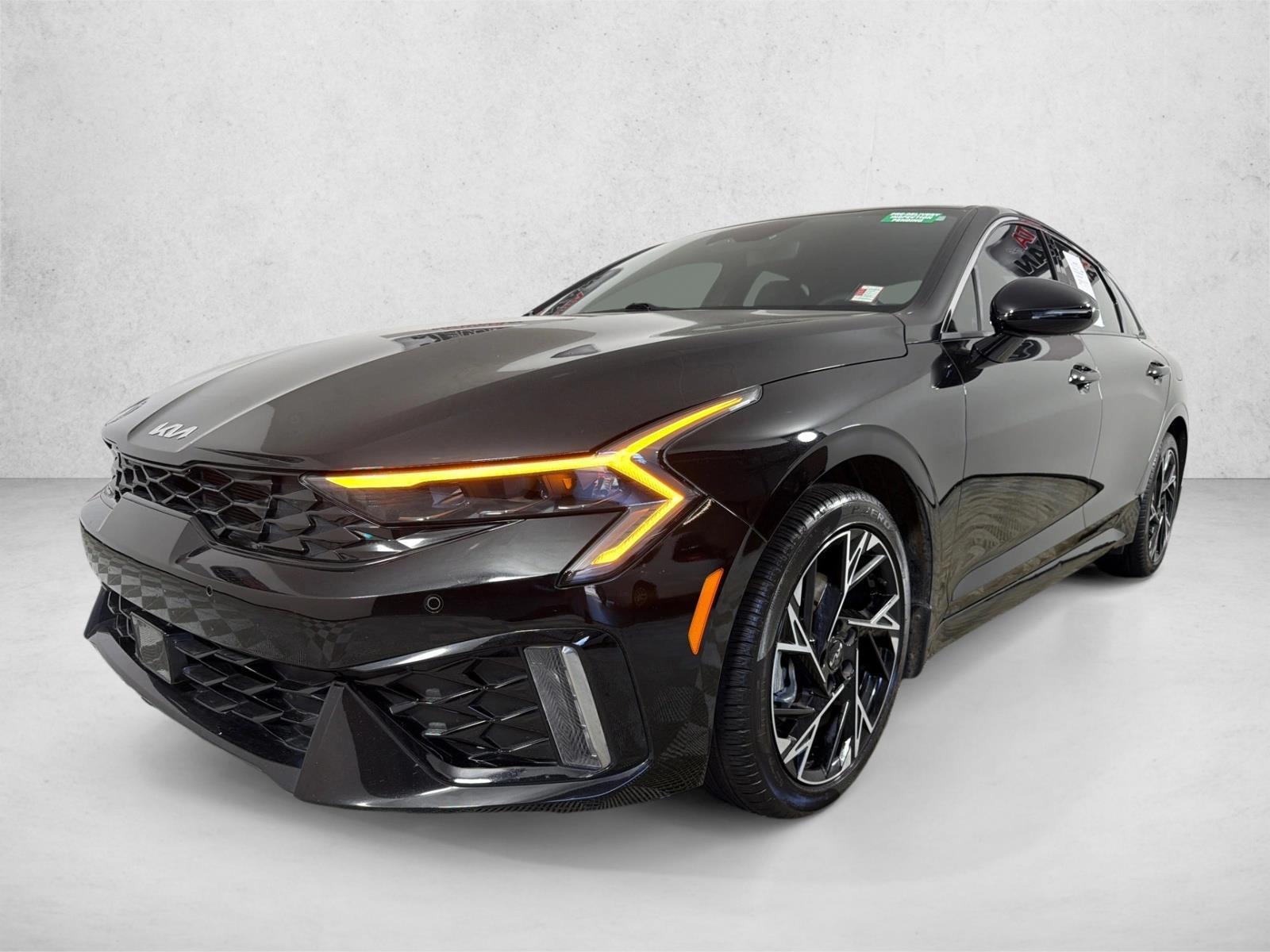 Thumbnail: 2025 Kia K5 - 1