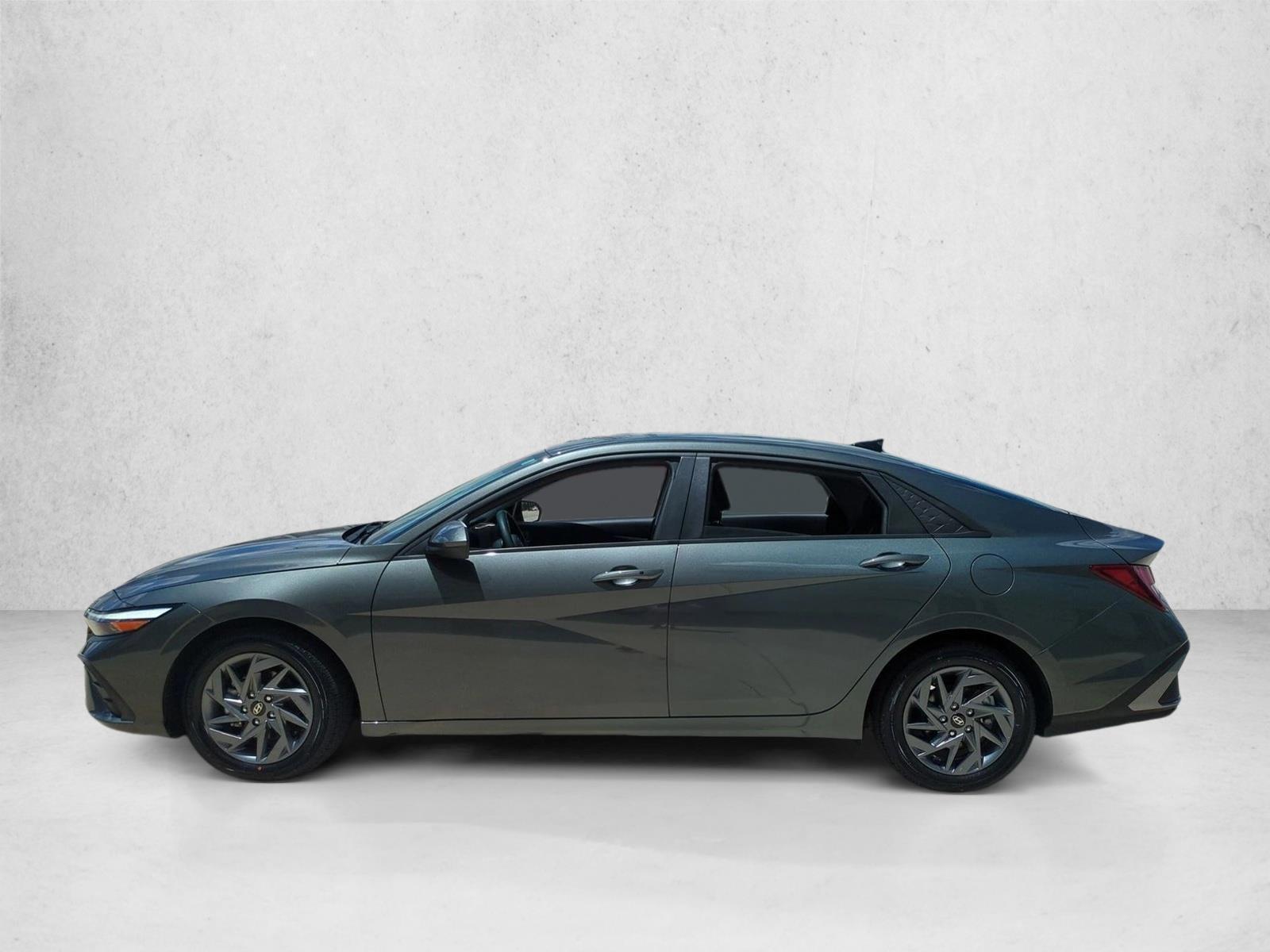 Thumbnail: 2024 Hyundai Elantra - 2