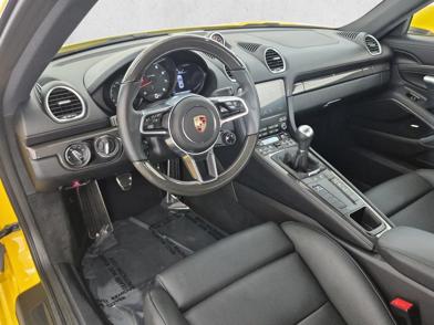 2025 Porsche 718 Cayman