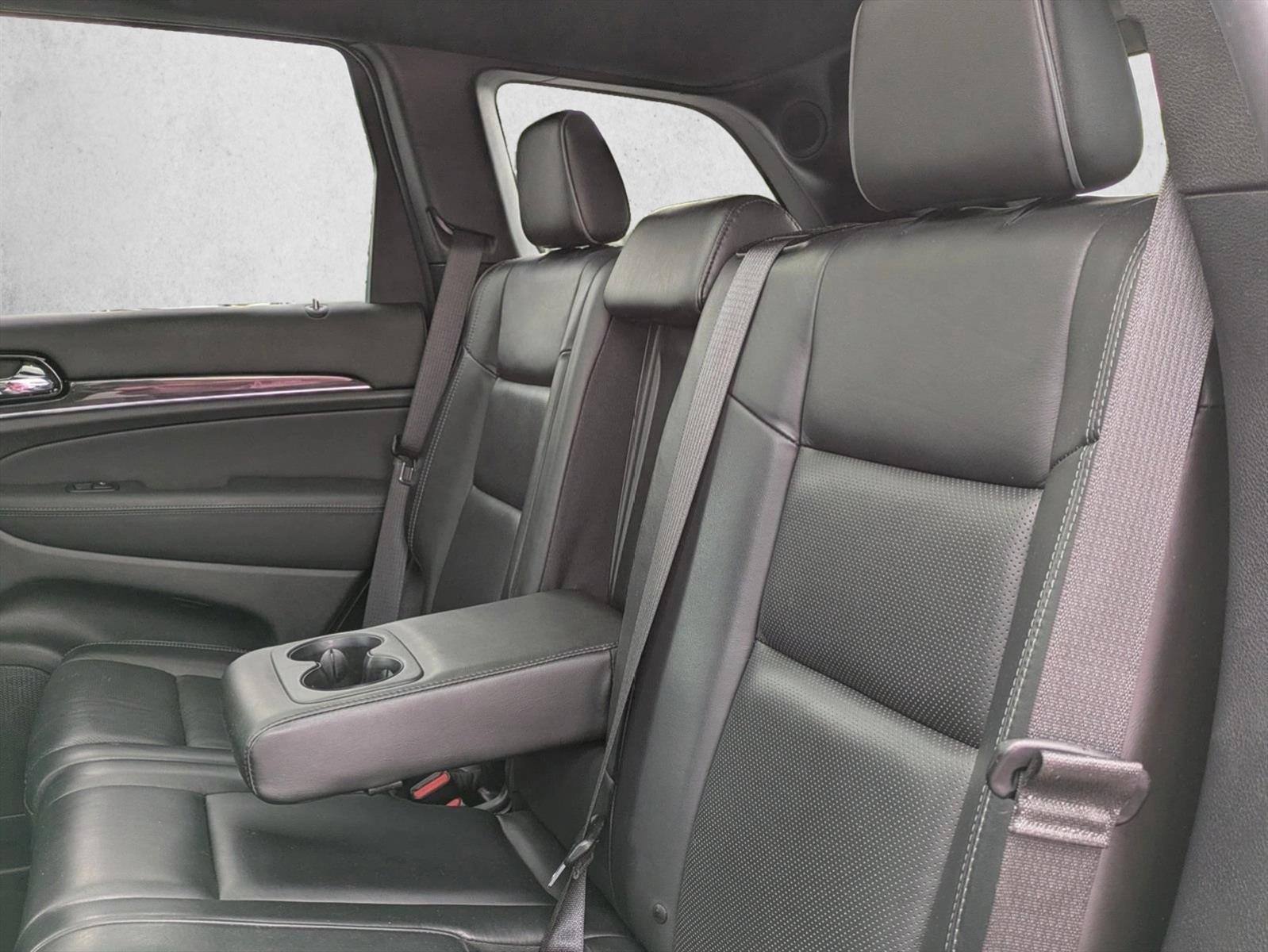2020 Jeep Grand Cherokee Overland - Photo 24