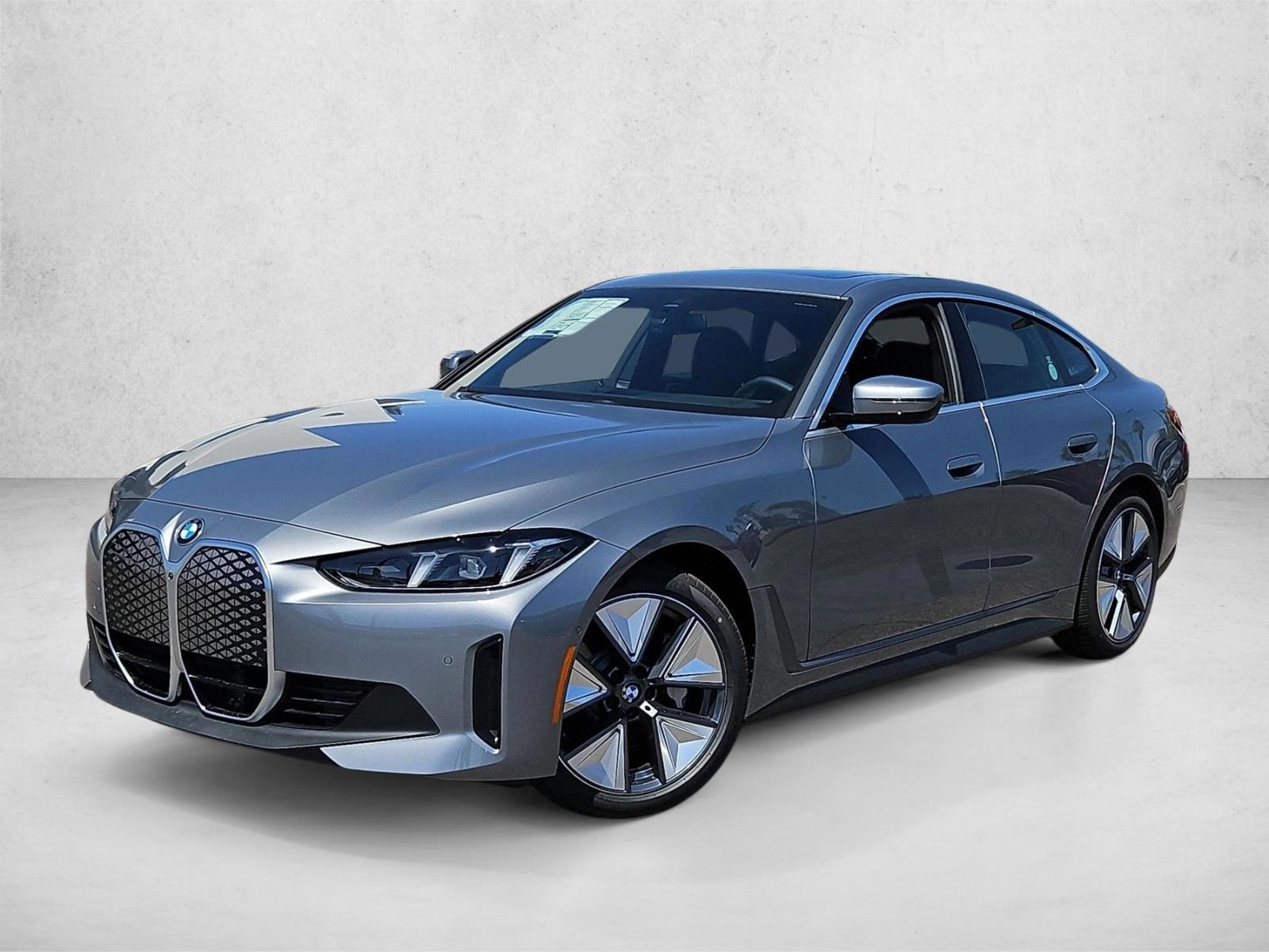 Thumbnail: 2026 BMW i4 - 1