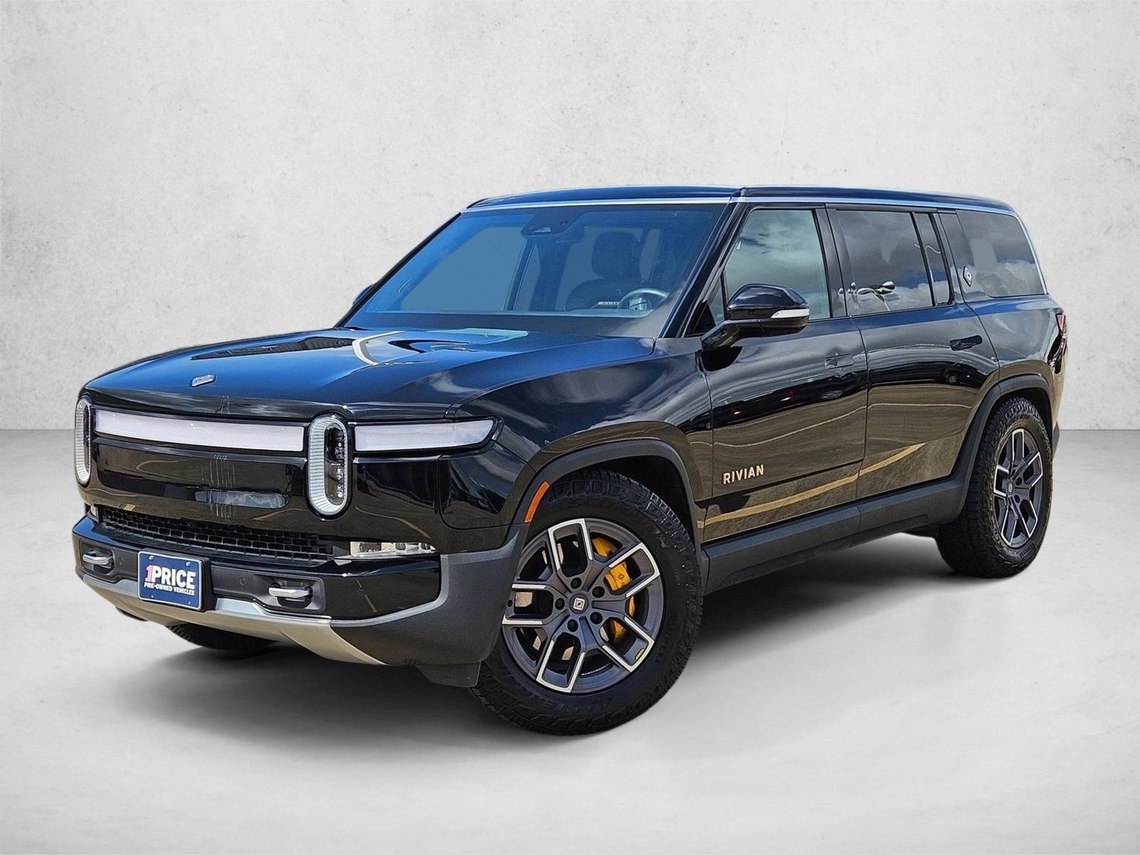 Thumbnail: 2023 Rivian R1S - 1