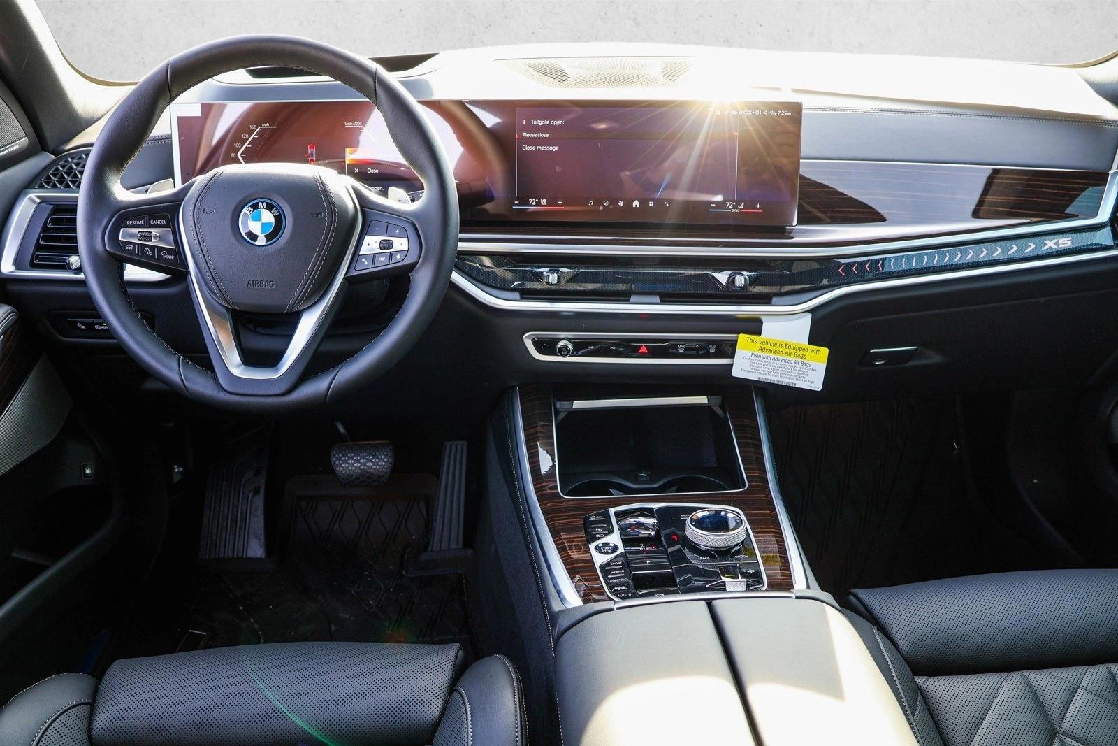 Thumbnail: 2026 BMW X5 - 4