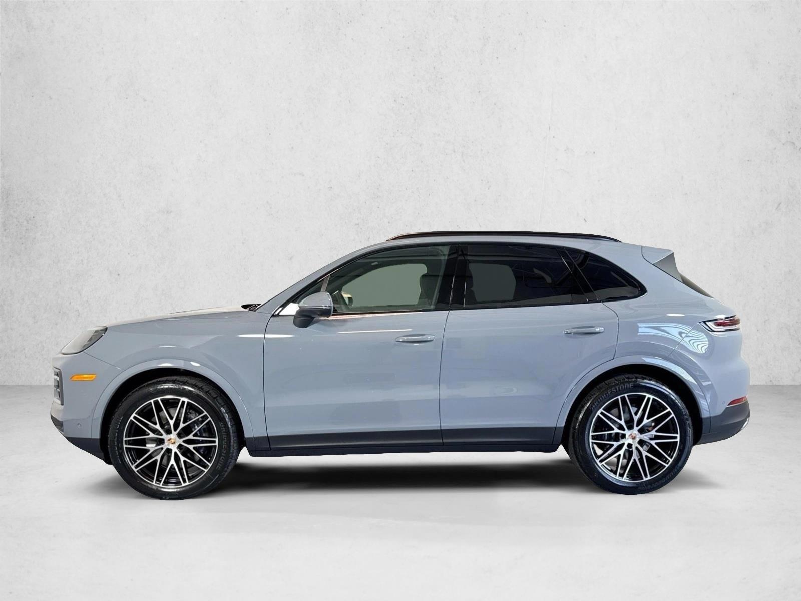 Thumbnail: 2026 Porsche Cayenne - 2