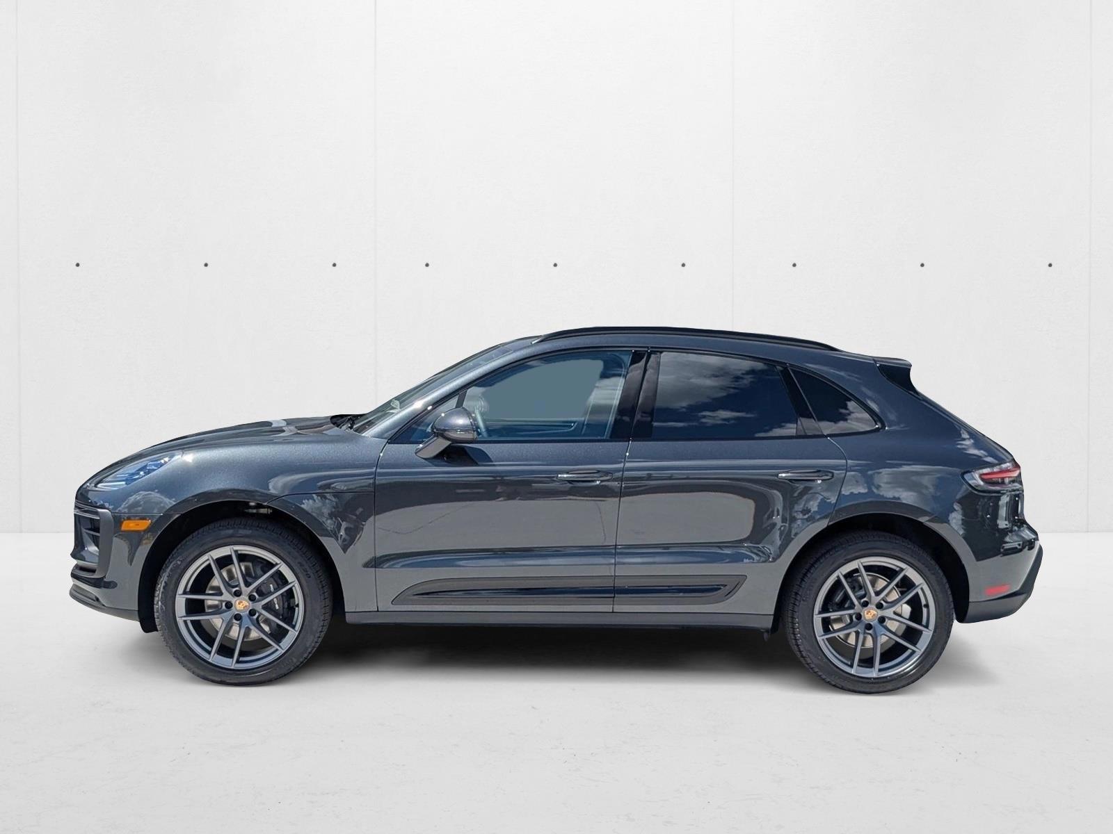 Thumbnail: 2026 Porsche Macan - 2