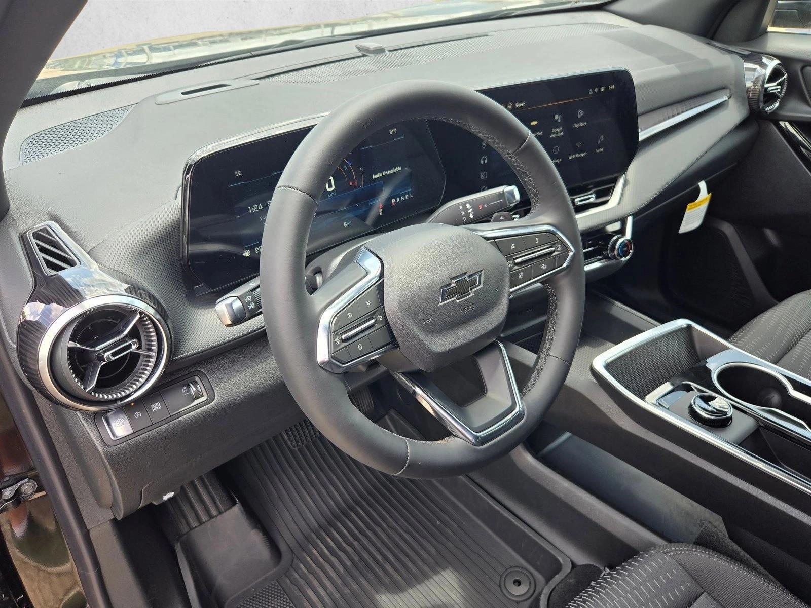 Thumbnail: 2026 Chevrolet Equinox - 3