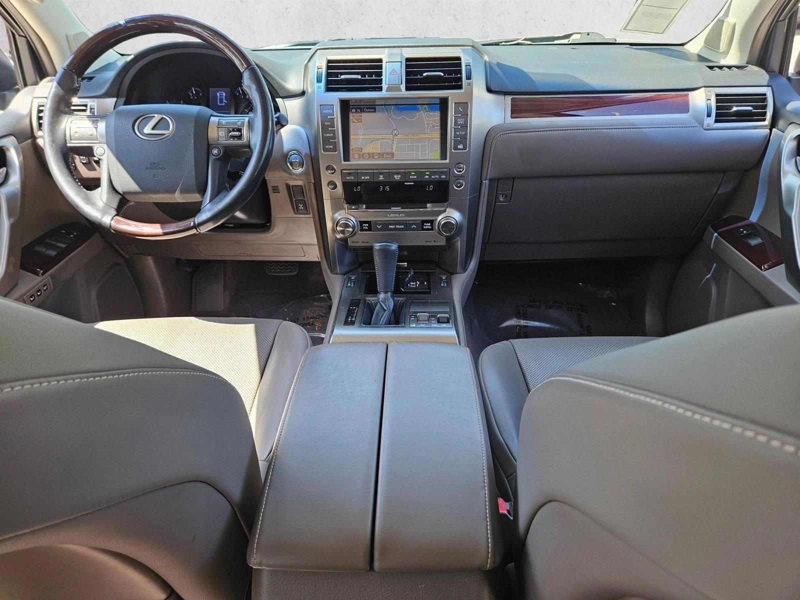 Thumbnail: 2019 Lexus GX - 3