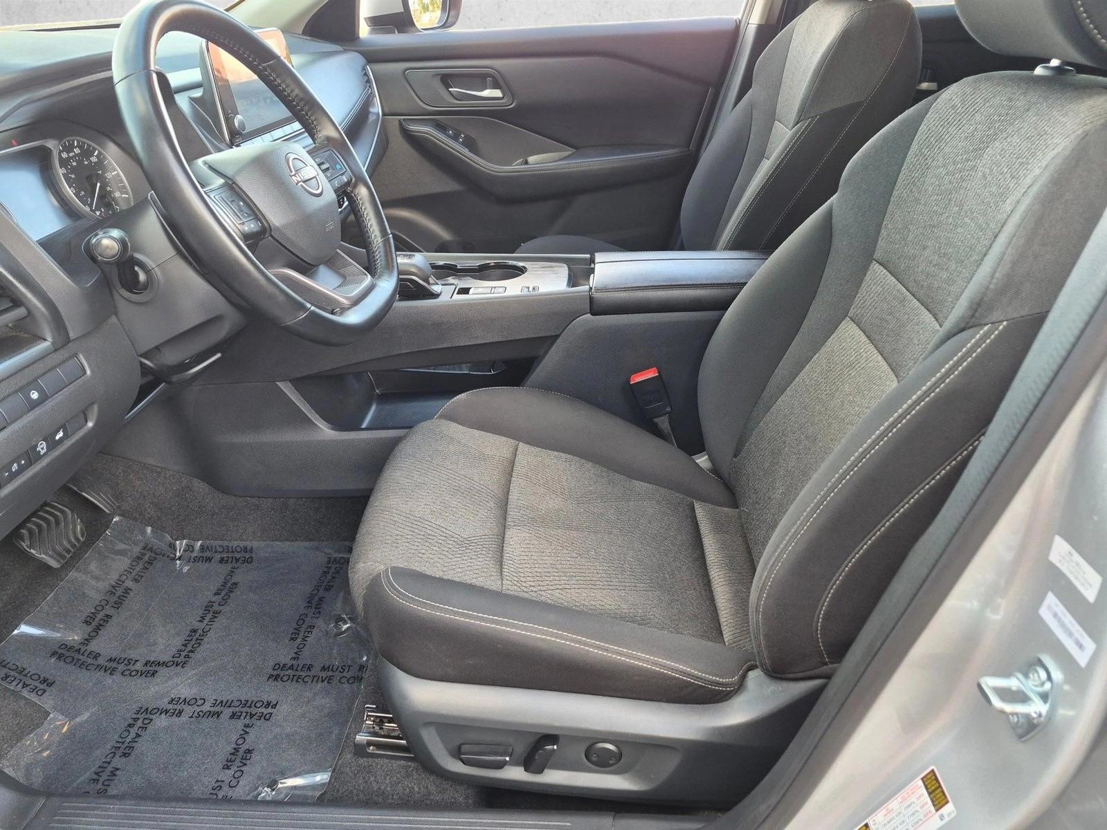 2025 Nissan Rogue SV - Photo 22