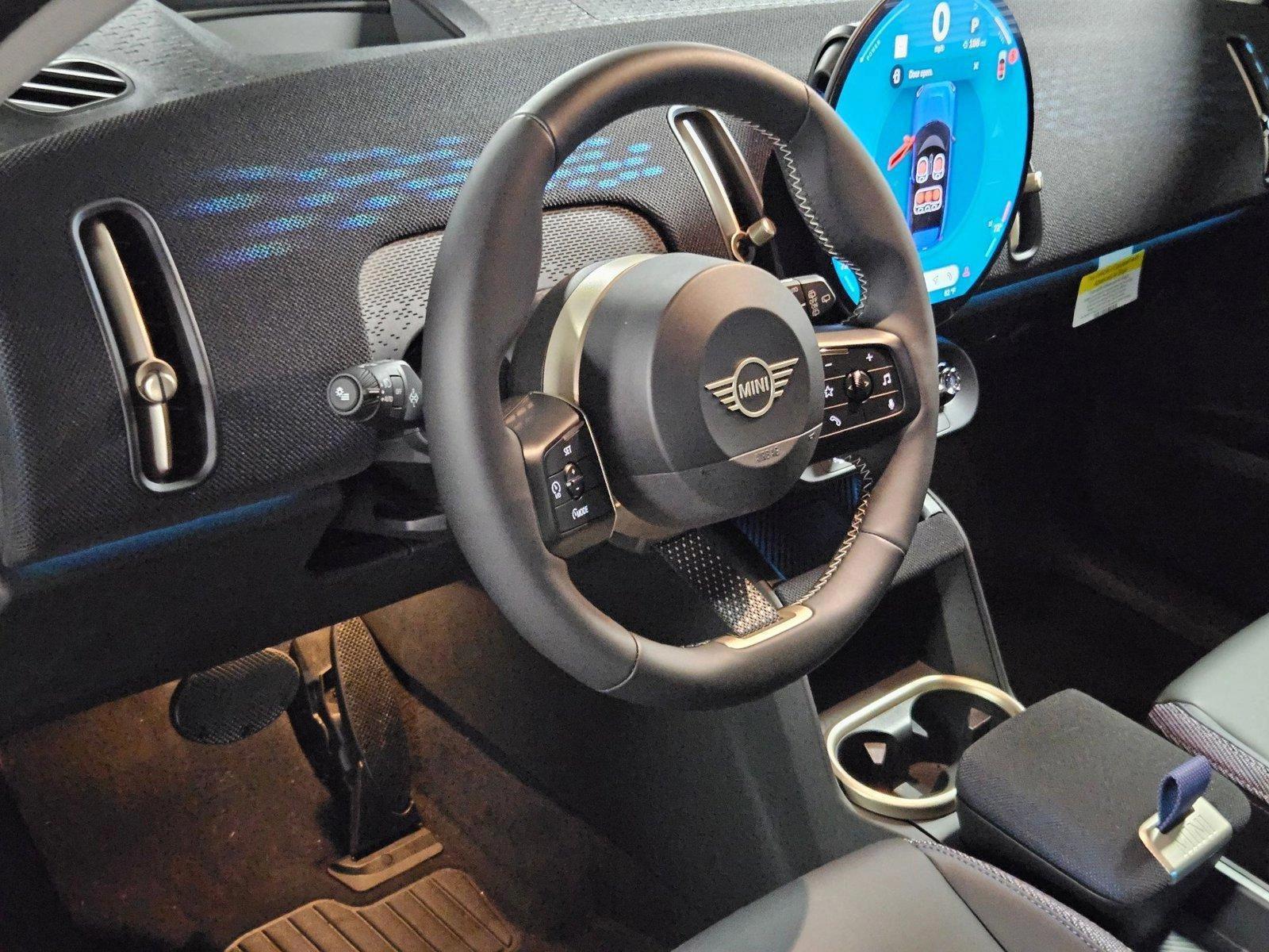 Thumbnail: 2025 MINI Cooper Countryman - 3