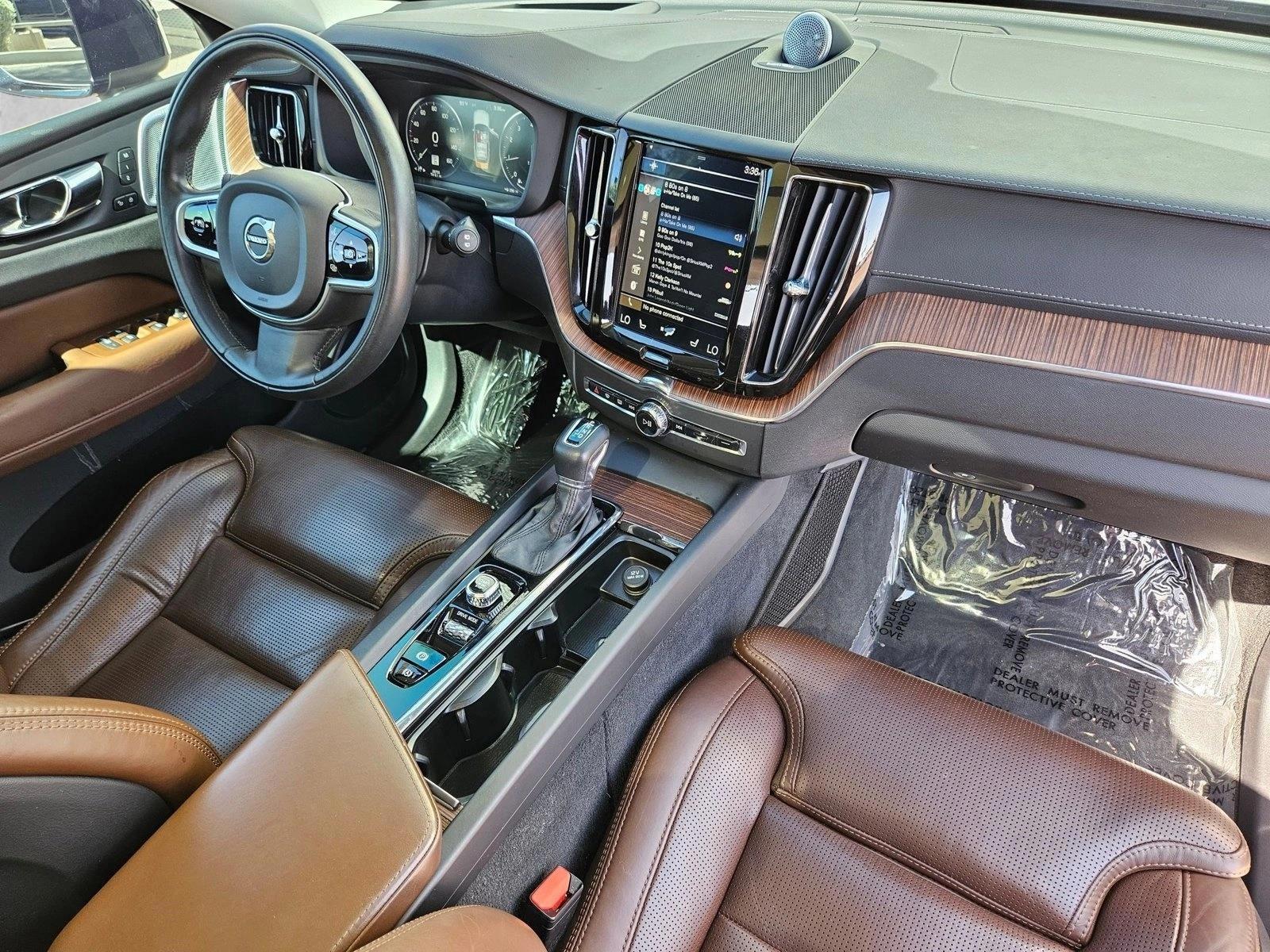 Thumbnail: 2019 Volvo XC60 - 5