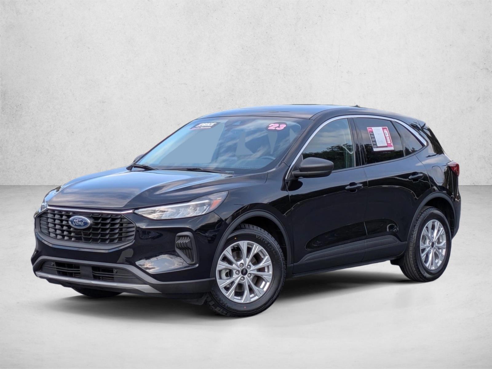 Thumbnail: 2023 Ford Escape - 1