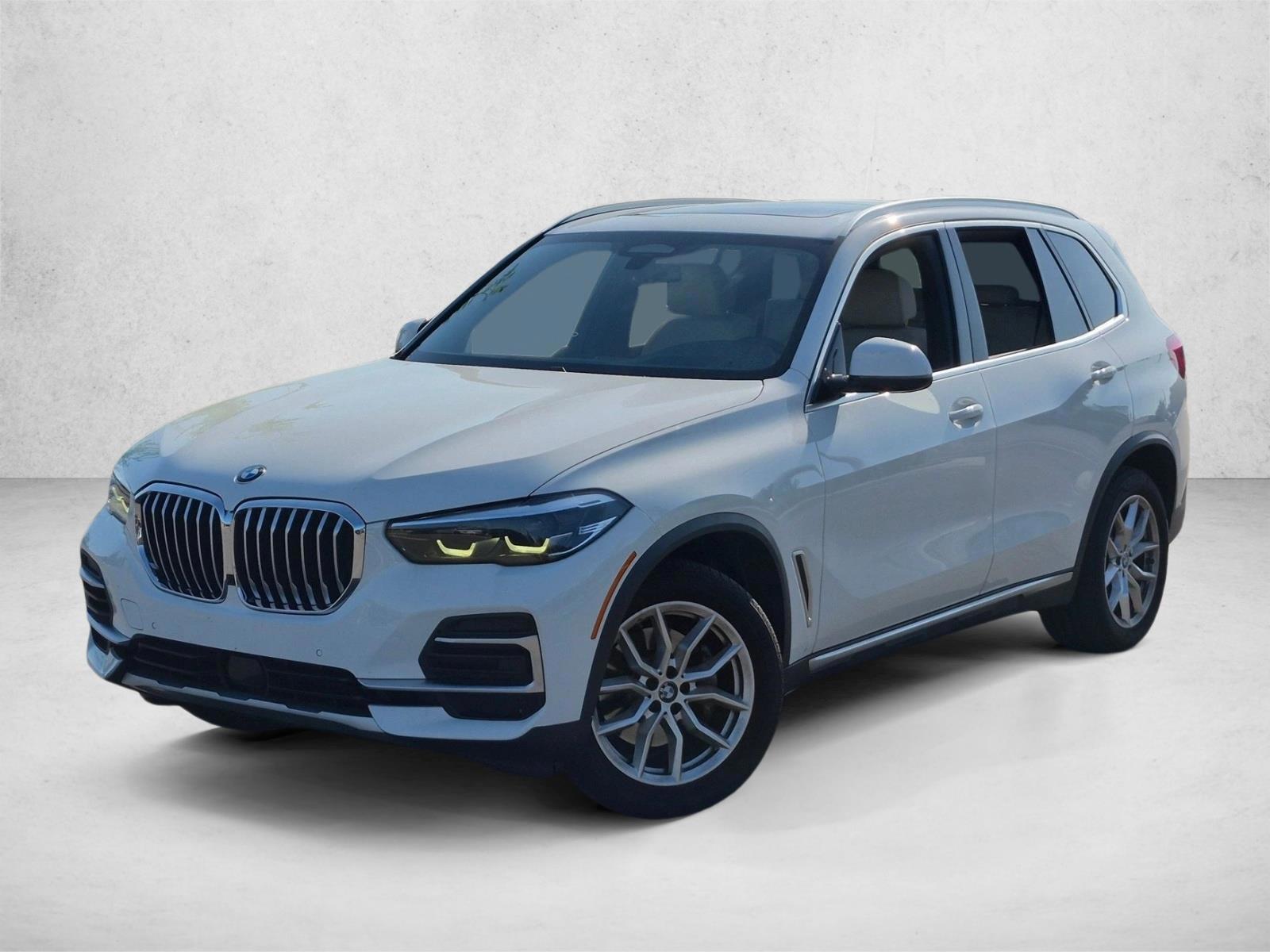 Thumbnail: 2022 BMW X5 - 1
