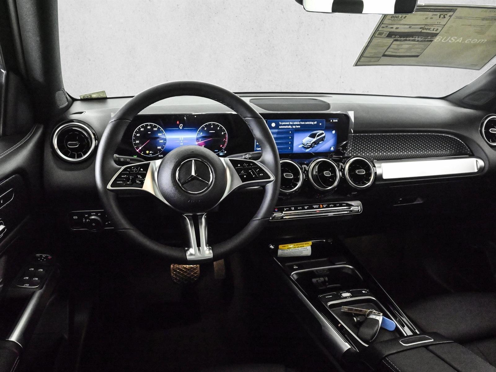 Thumbnail: 2026 Mercedes-Benz GLB - 3