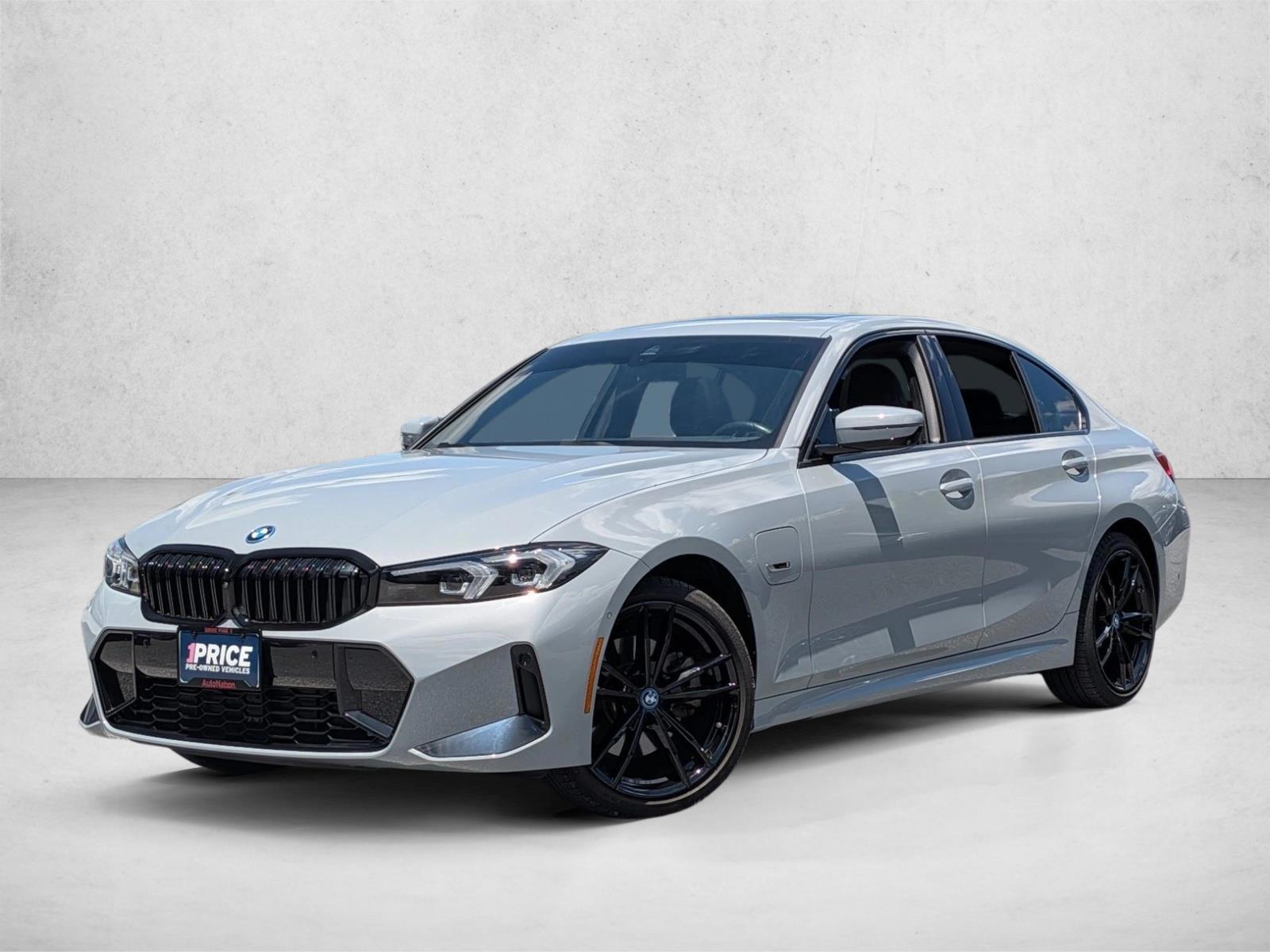 Thumbnail: 2023 BMW 3 Series - 1