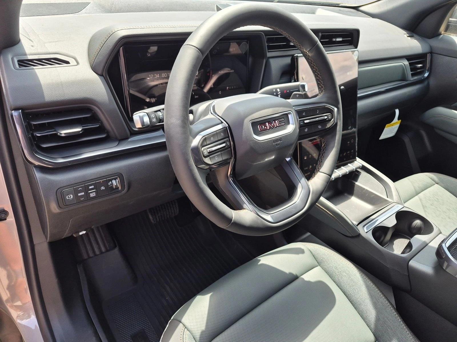 Thumbnail: 2027 GMC Terrain - 3