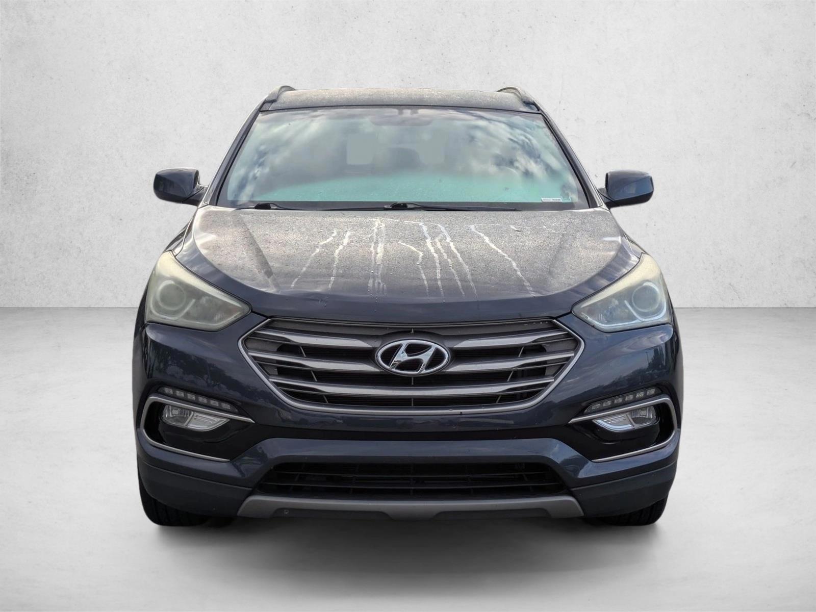Thumbnail: 2017 Hyundai Santa Fe - 2