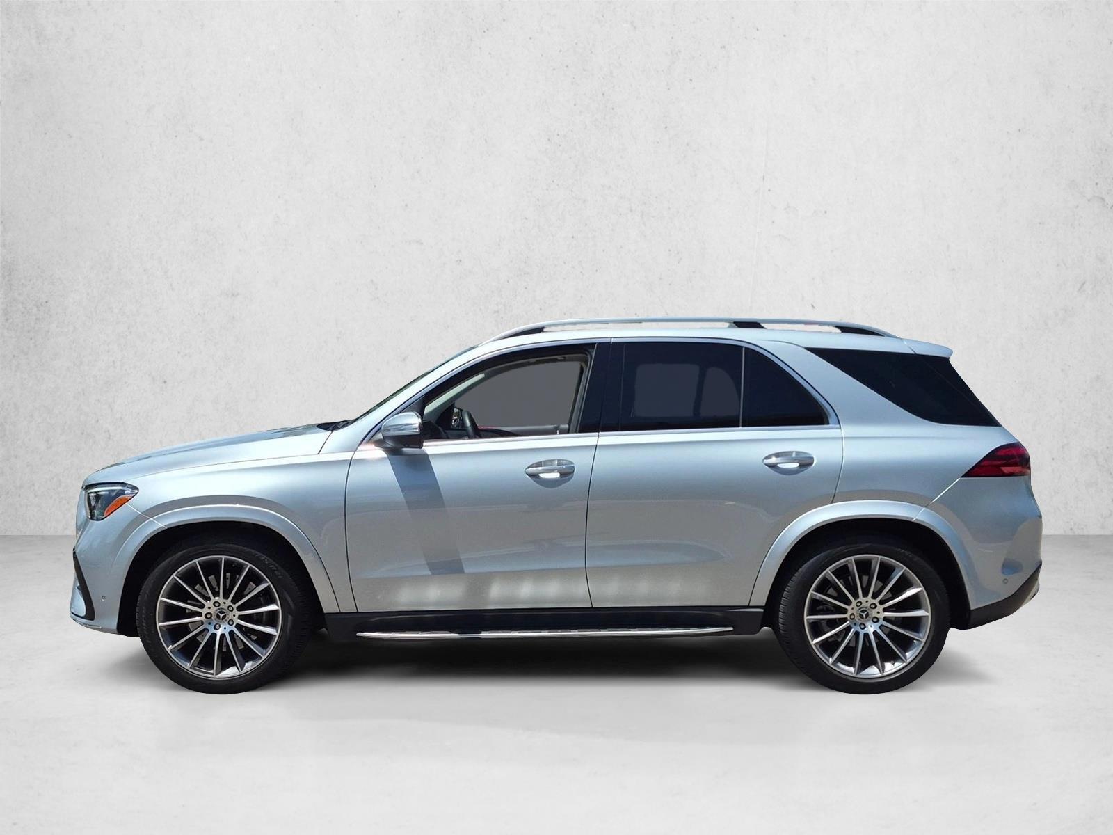 Thumbnail: 2026 Mercedes-Benz GLE - 2