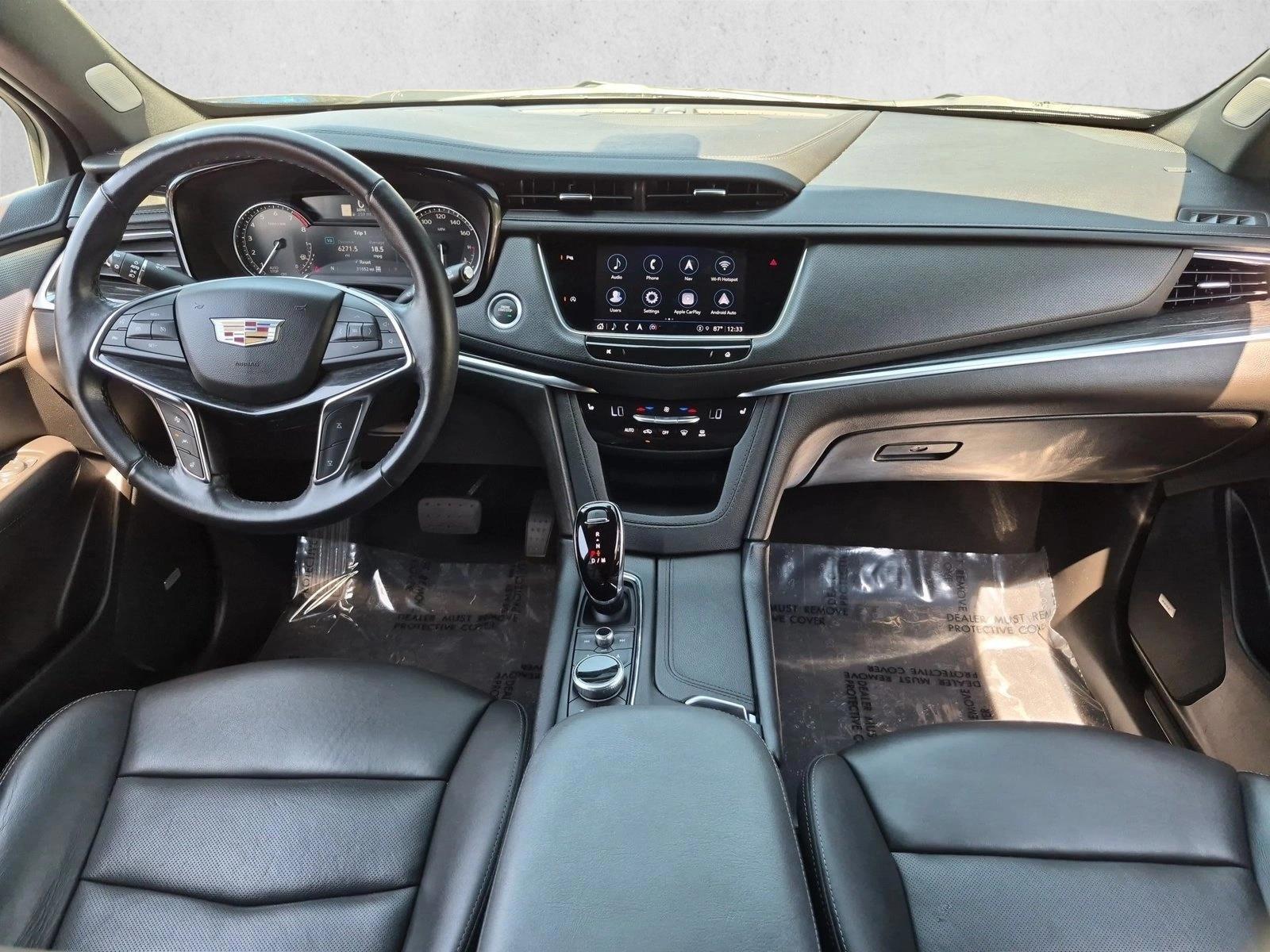 Thumbnail: 2023 Cadillac XT5 - 4