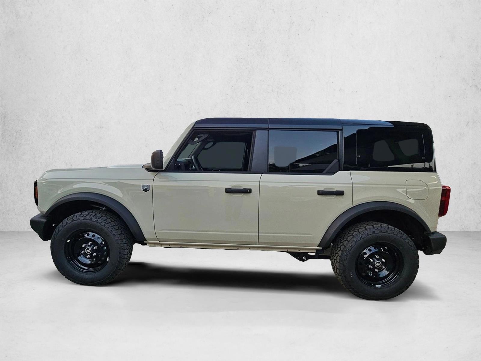 Thumbnail: 2026 Ford Bronco - 2