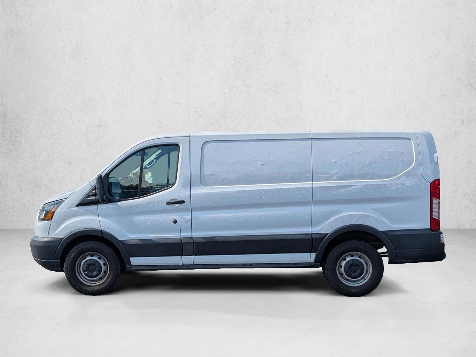 Thumbnail: 2017 Ford Transit Series - 2