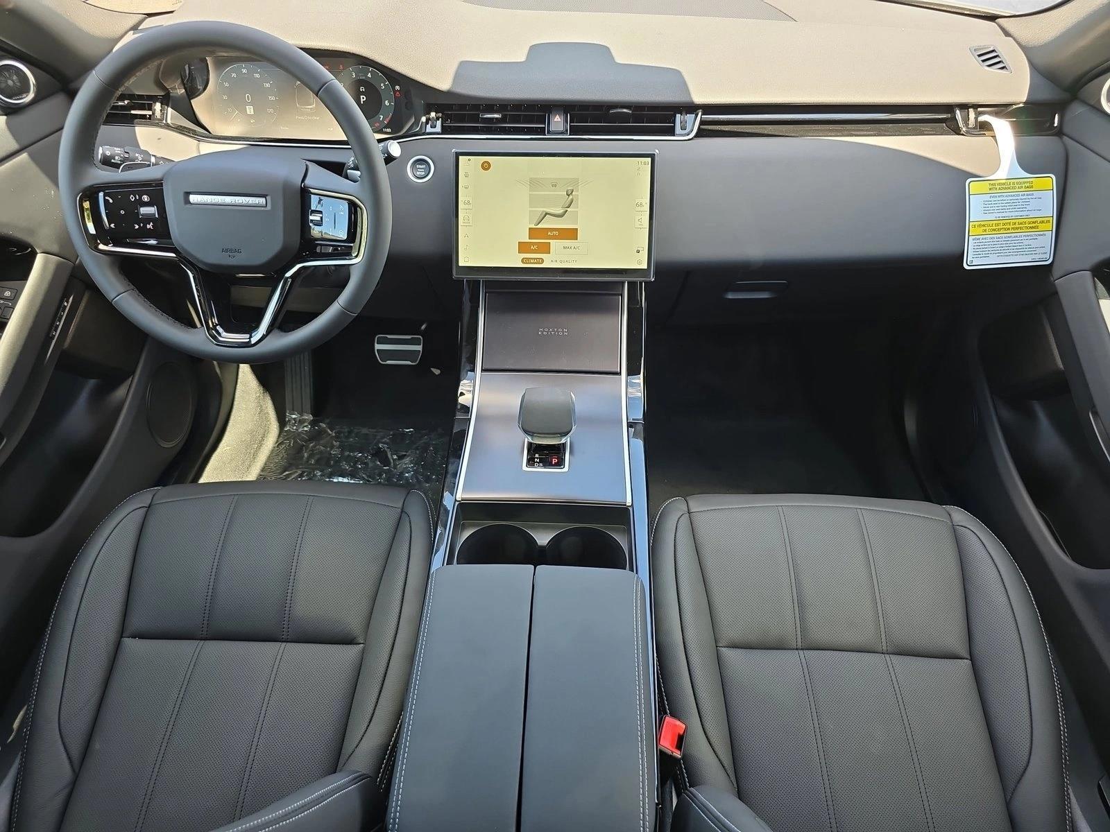 Thumbnail: 2026 Land Rover Range Rover Evoque - 3