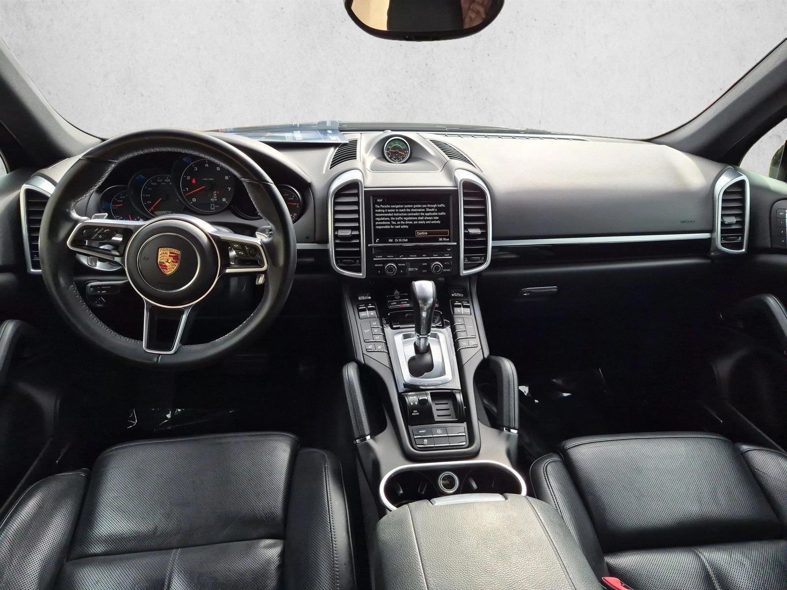 Thumbnail: 2016 Porsche Cayenne - 3