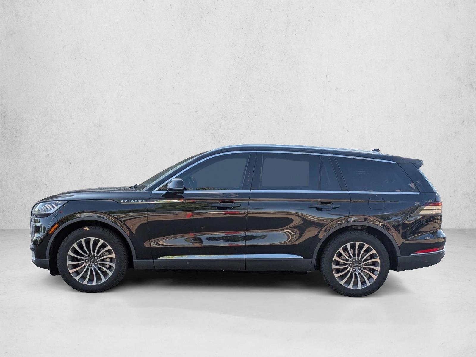 Thumbnail: 2020 Lincoln Aviator - 2
