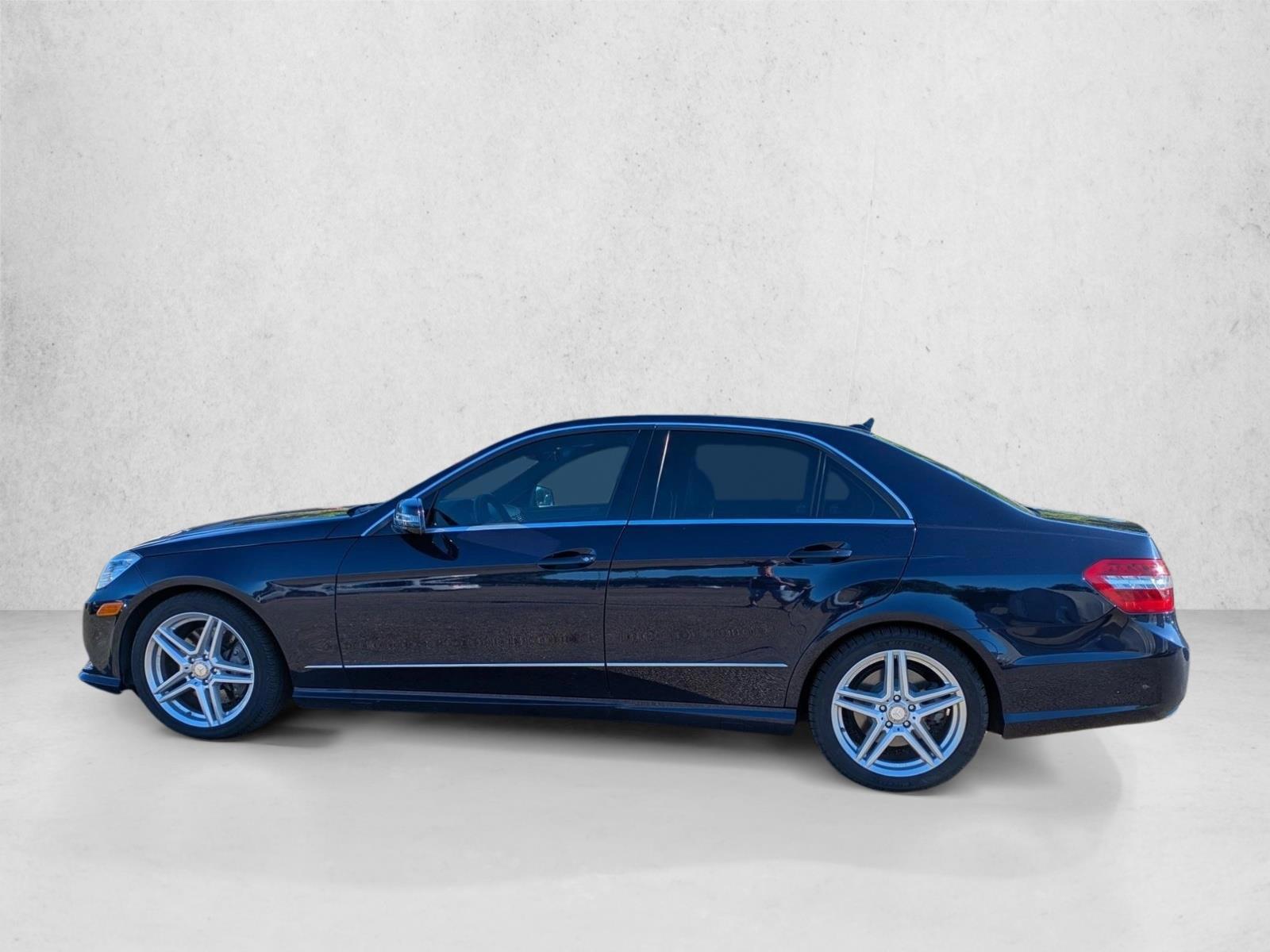 Thumbnail: 2011 Mercedes-Benz E-Class - 2