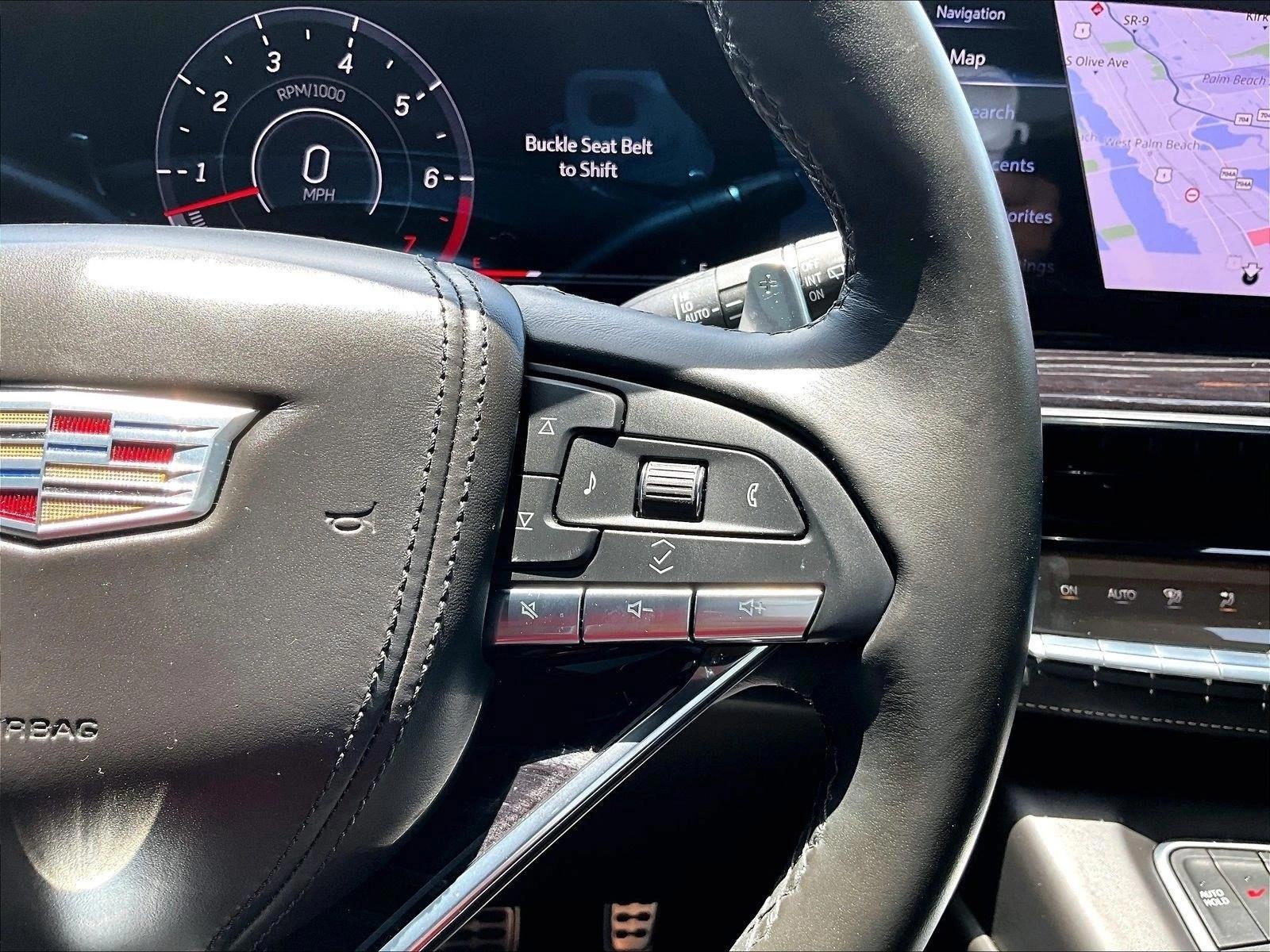 2023 Cadillac Escalade ESV V-Series - Photo 21