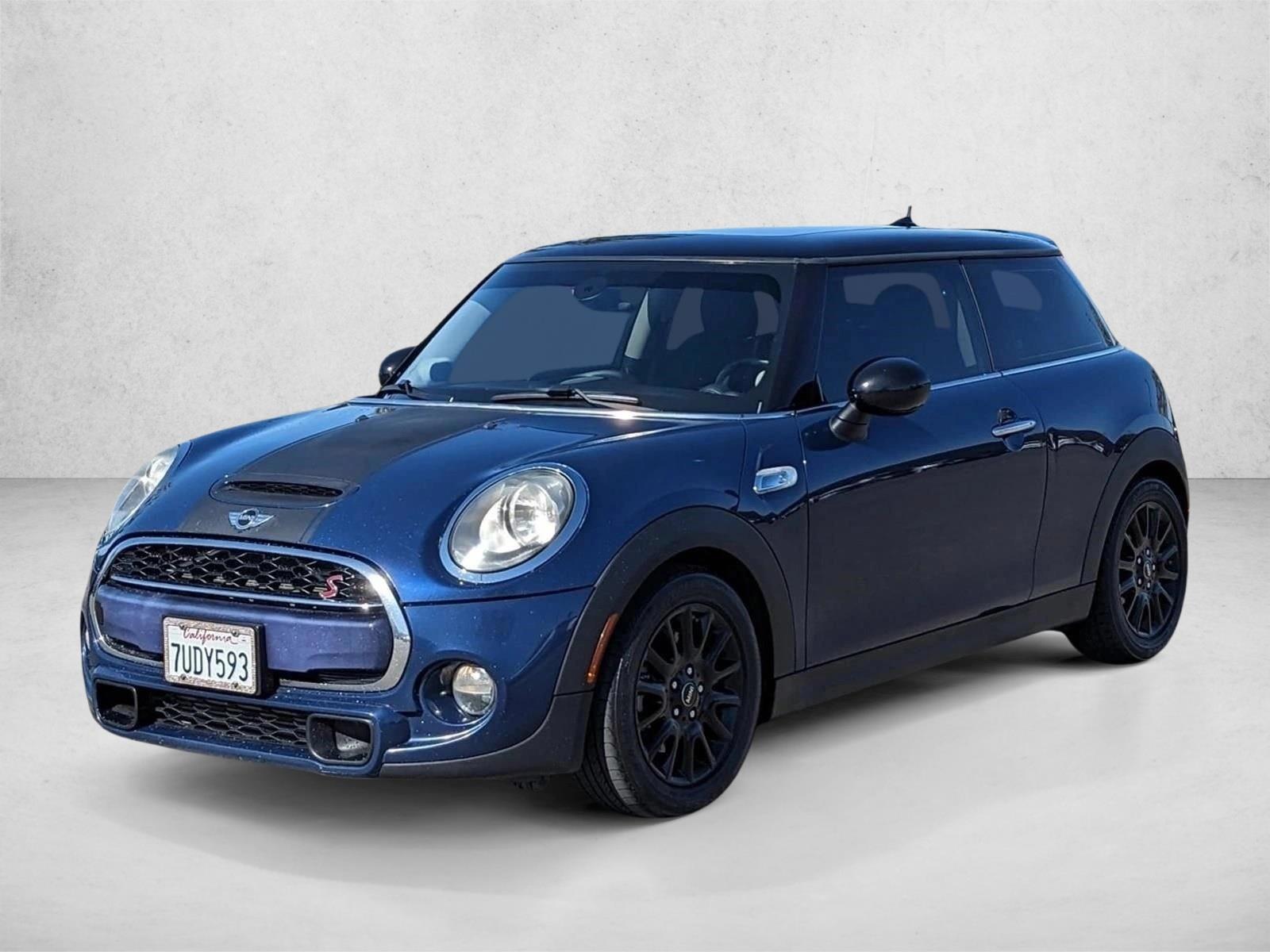 Thumbnail: 2016 MINI Cooper Hardtop - 1