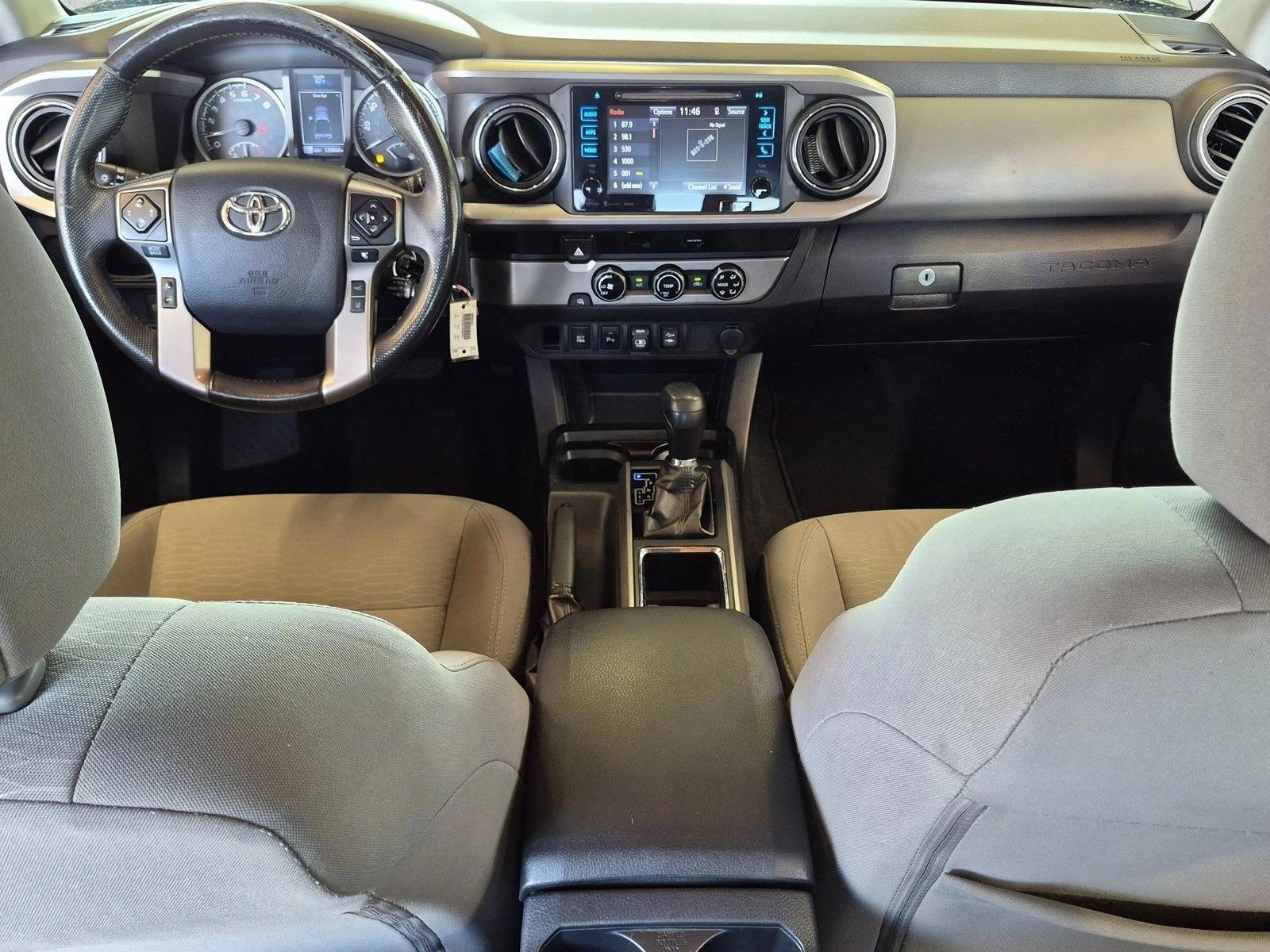 Thumbnail: 2018 Toyota Tacoma - 4