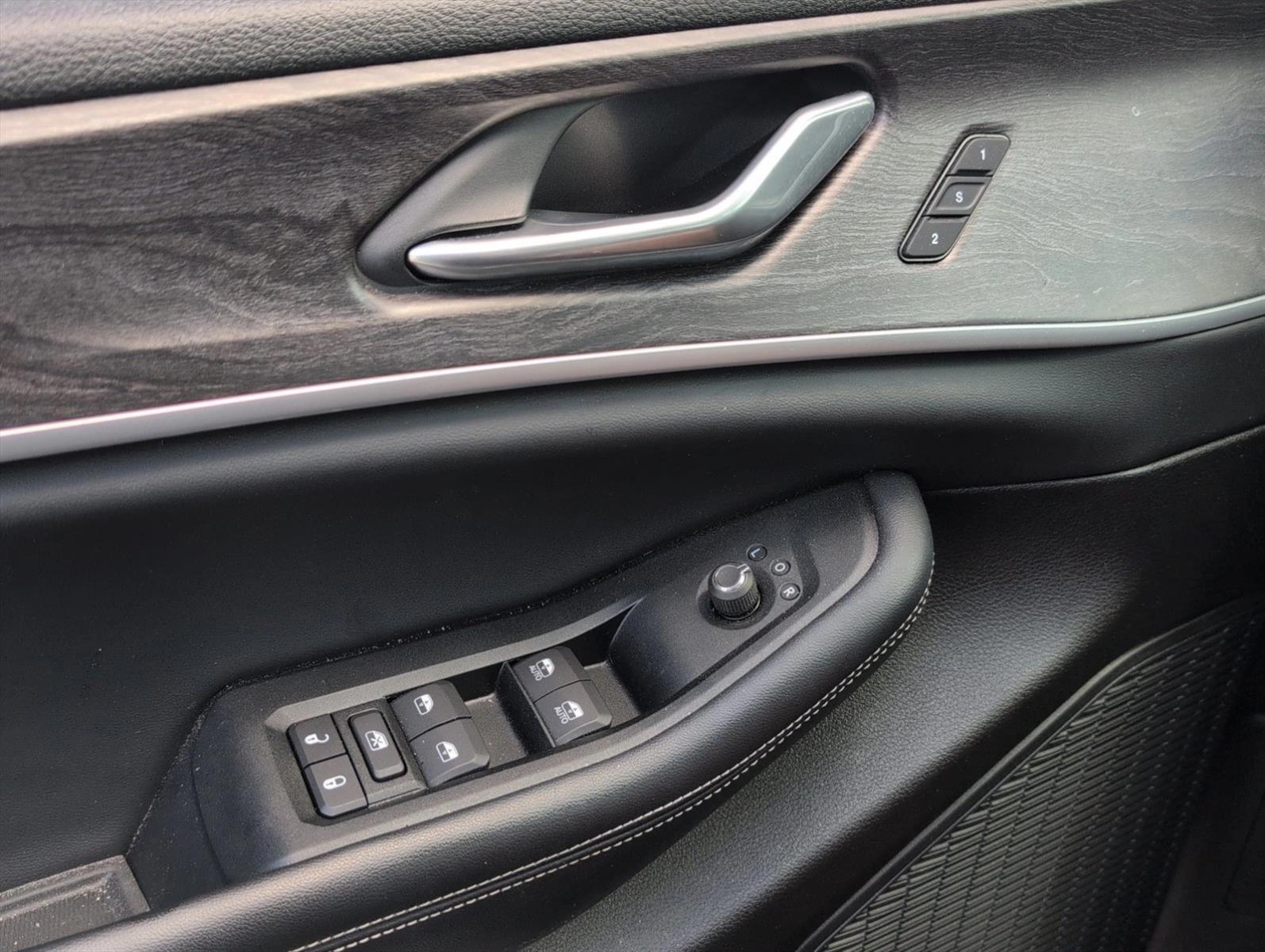 2025 Jeep Grand Cherokee Limited - Photo 28