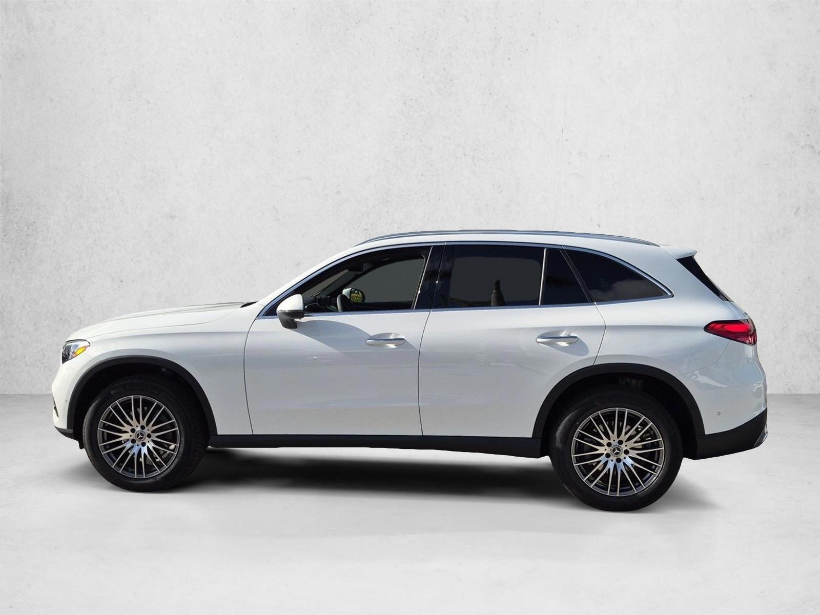 Thumbnail: 2026 Mercedes-Benz GLC - 2