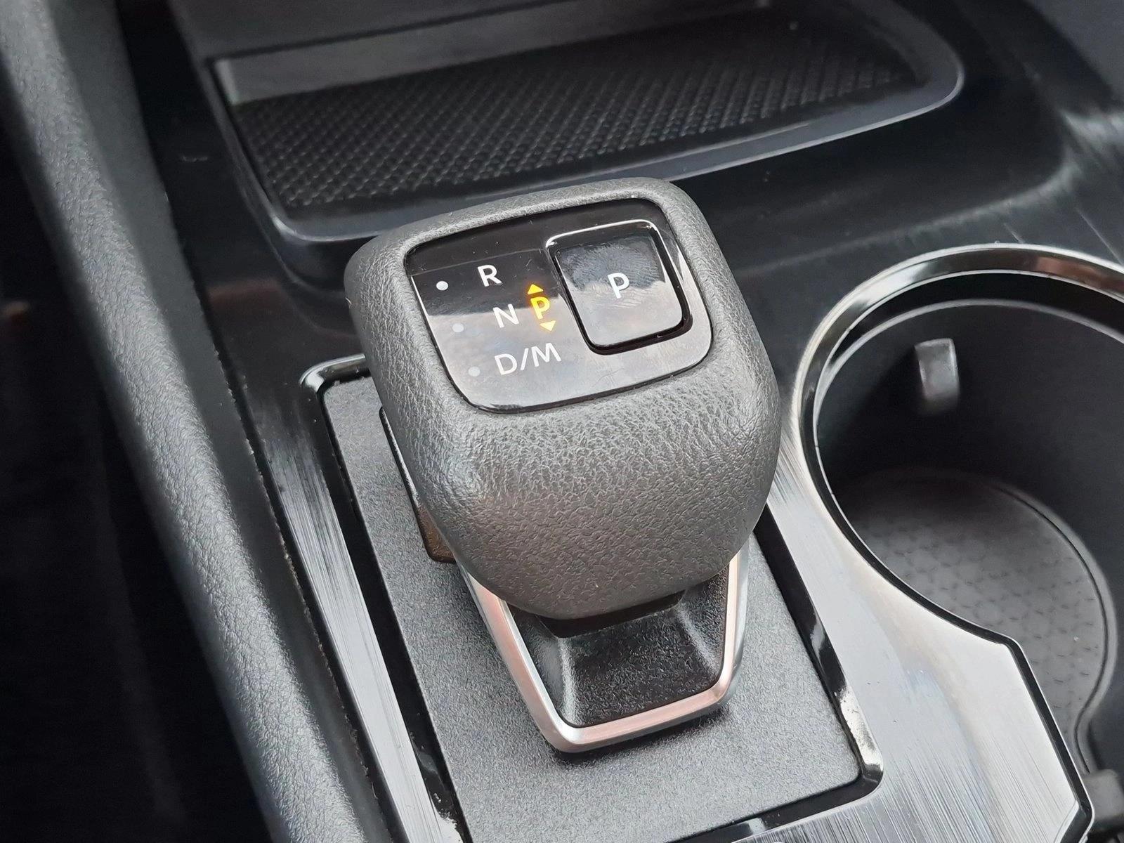 2025 Nissan Rogue SV - Photo 12