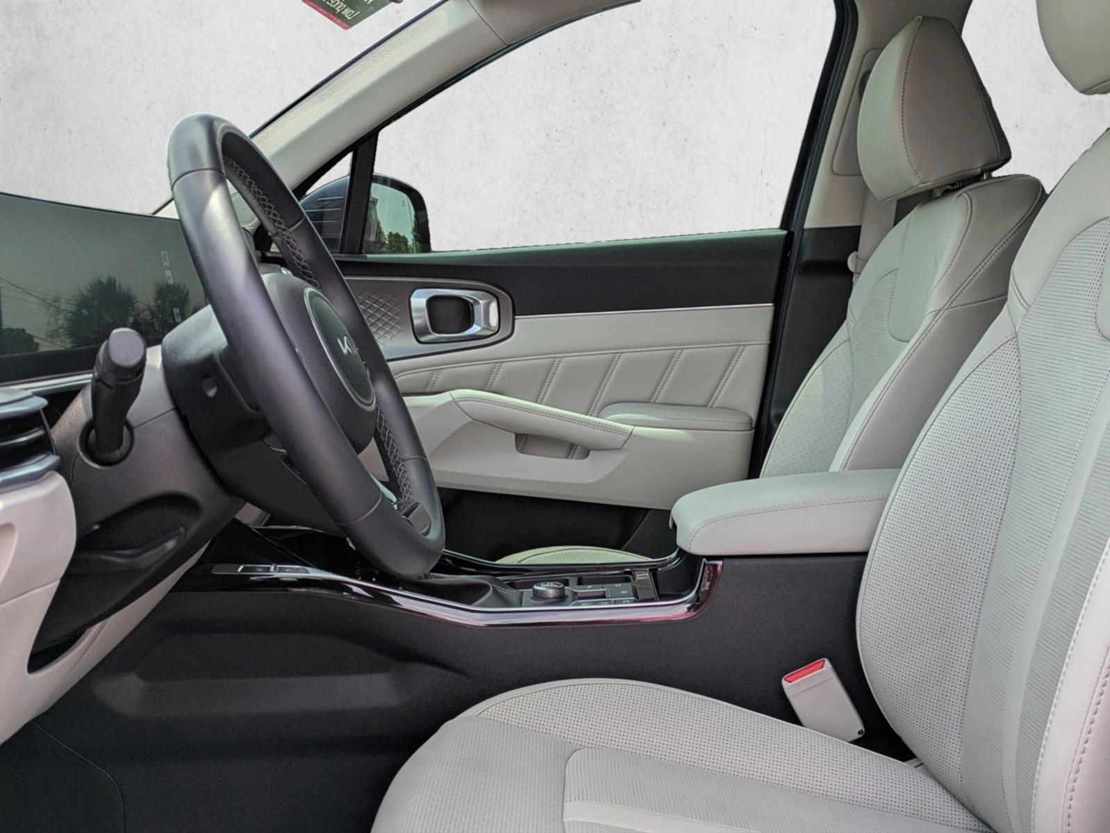 2024 Kia Sorento SX - Photo 18