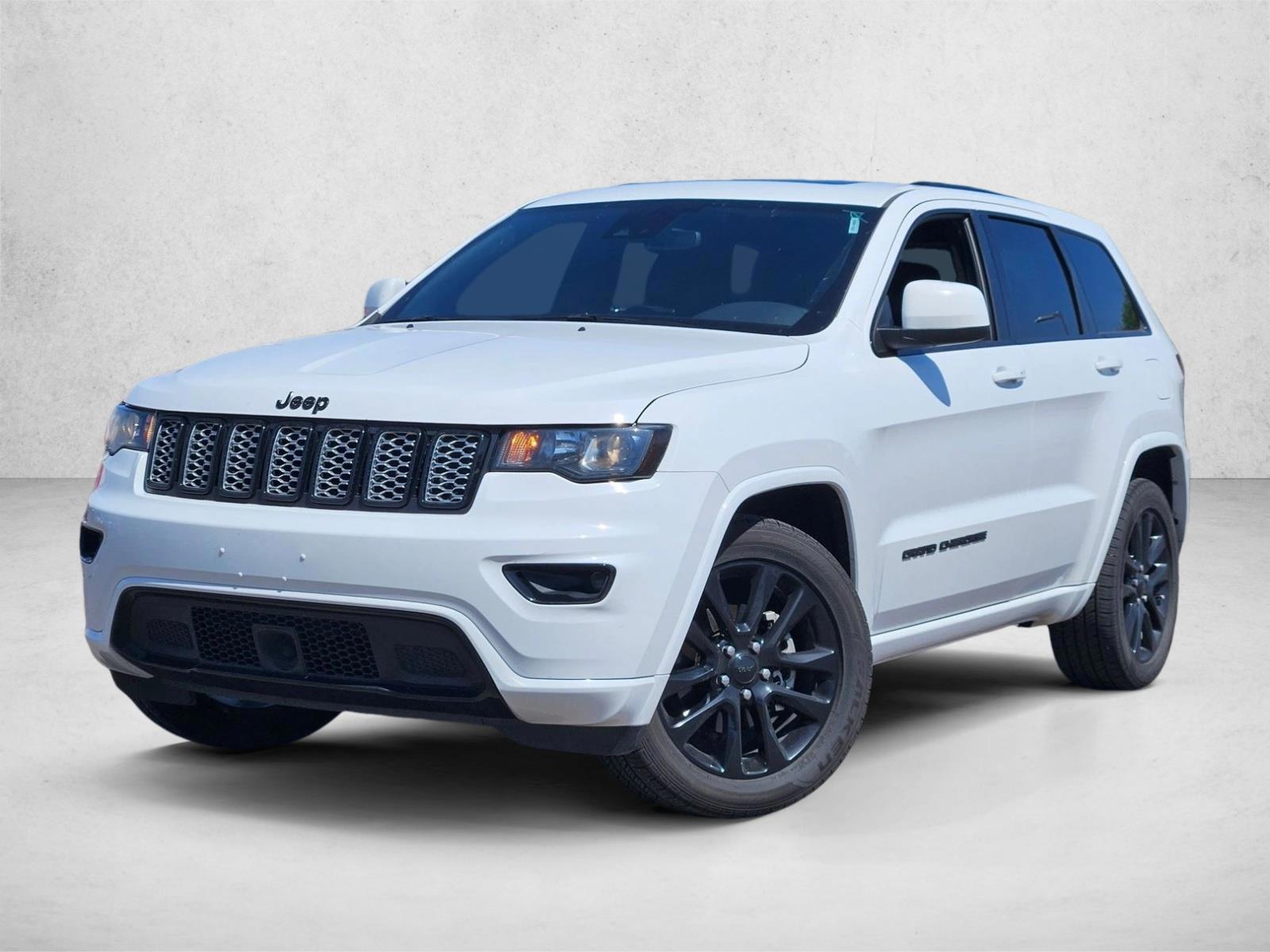 Thumbnail: 2020 Jeep Grand Cherokee - 1