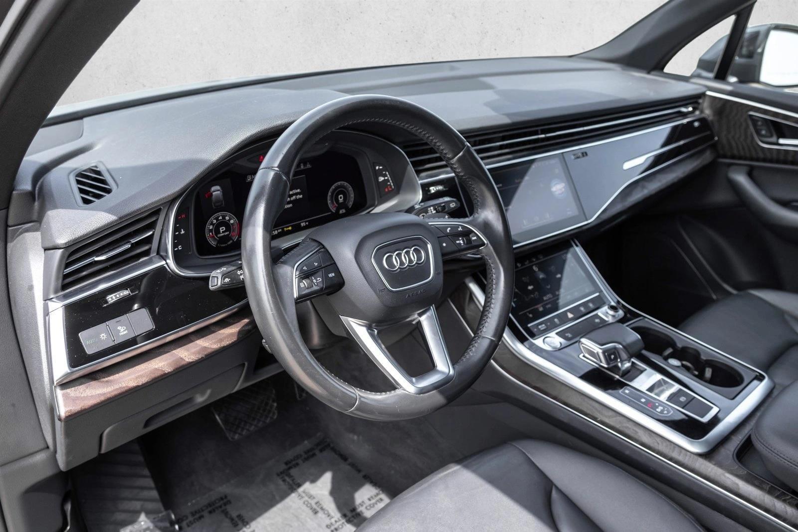 Thumbnail: 2020 Audi Q7 - 3