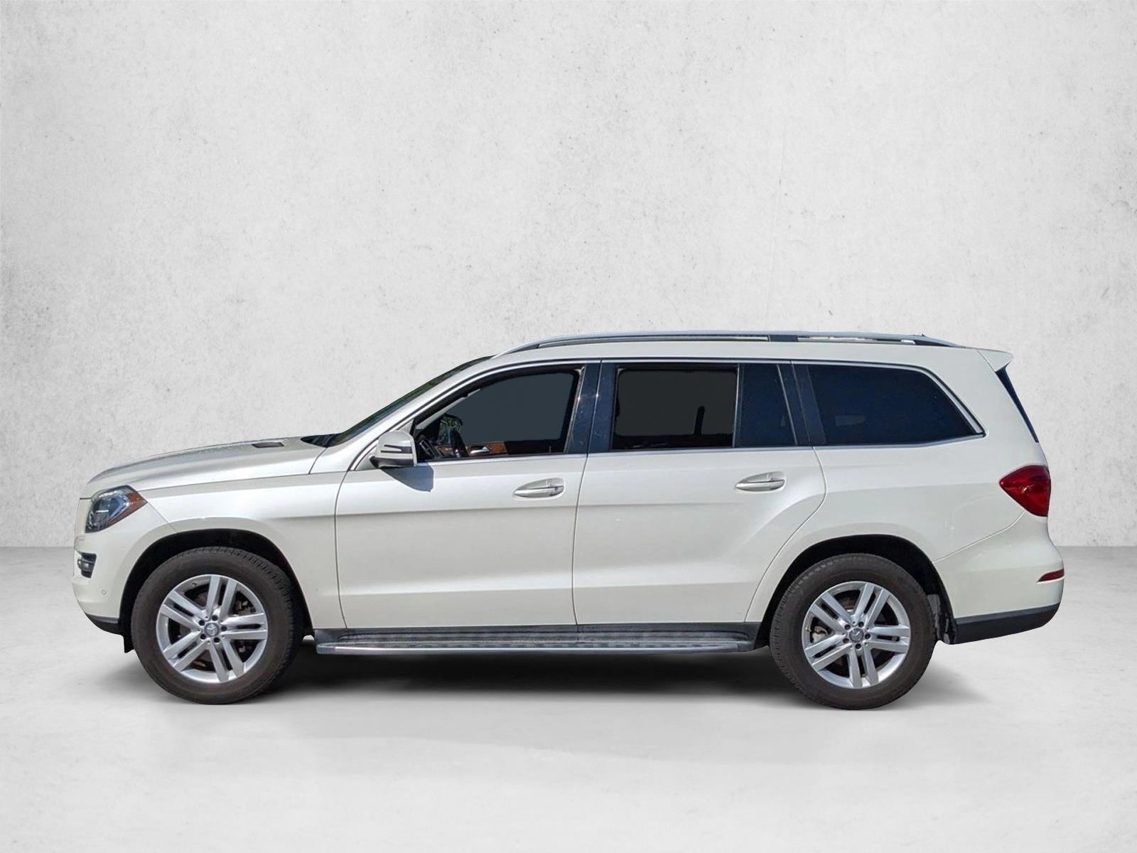 Thumbnail: 2015 Mercedes-Benz GL-Class - 2