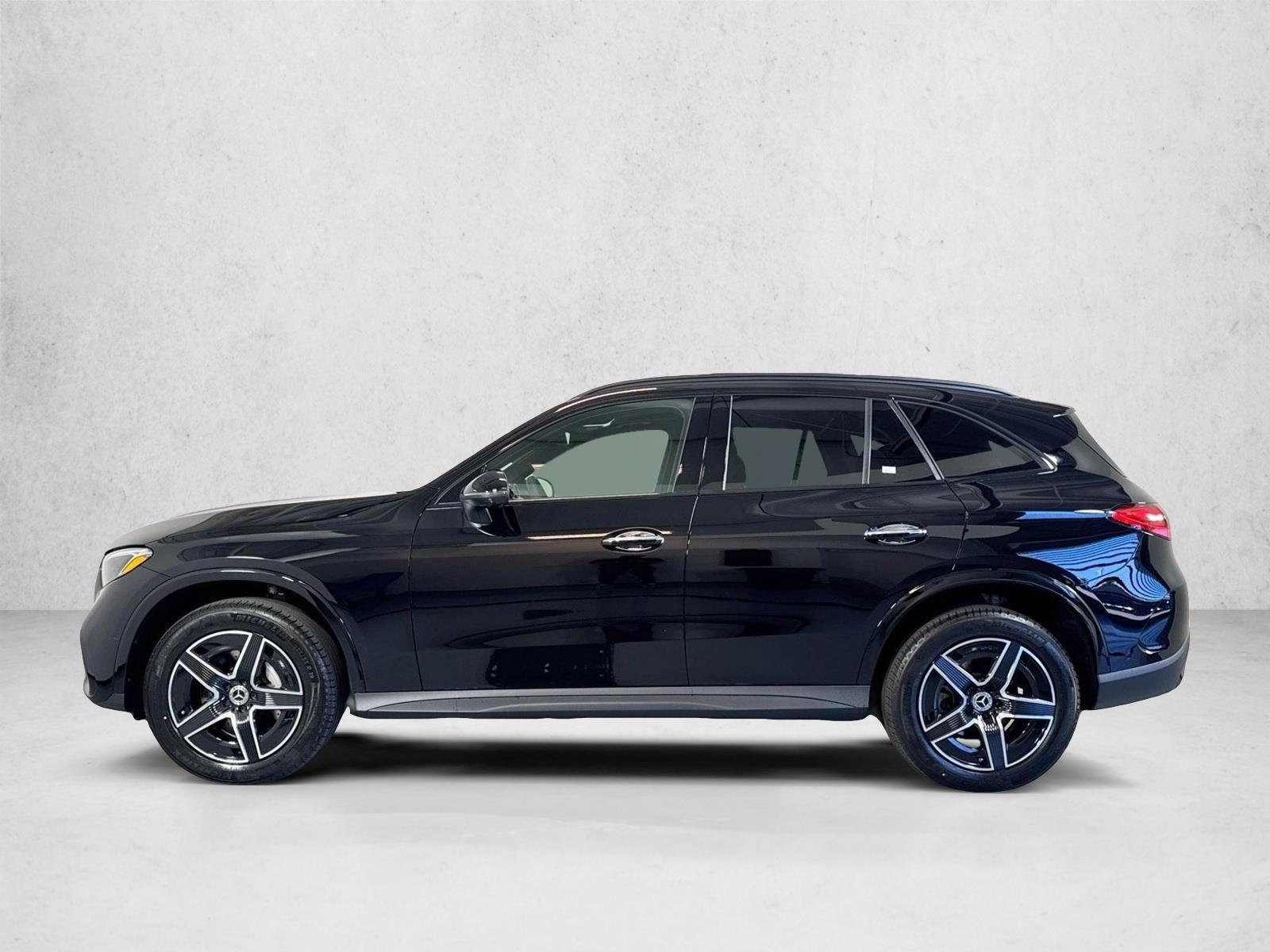 Thumbnail: 2026 Mercedes-Benz GLC - 2