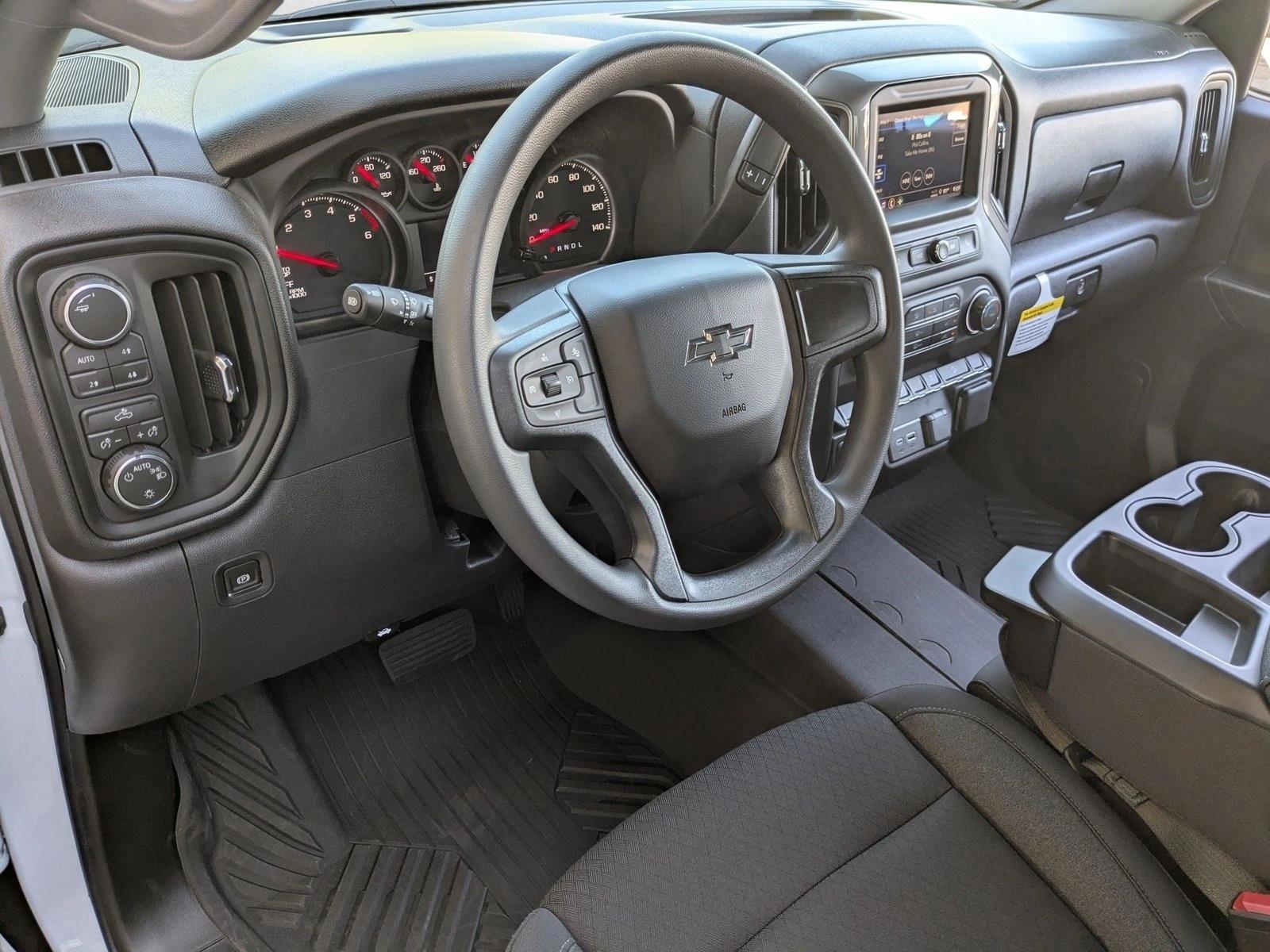Thumbnail: 2026 Chevrolet Silverado 1500 - 3