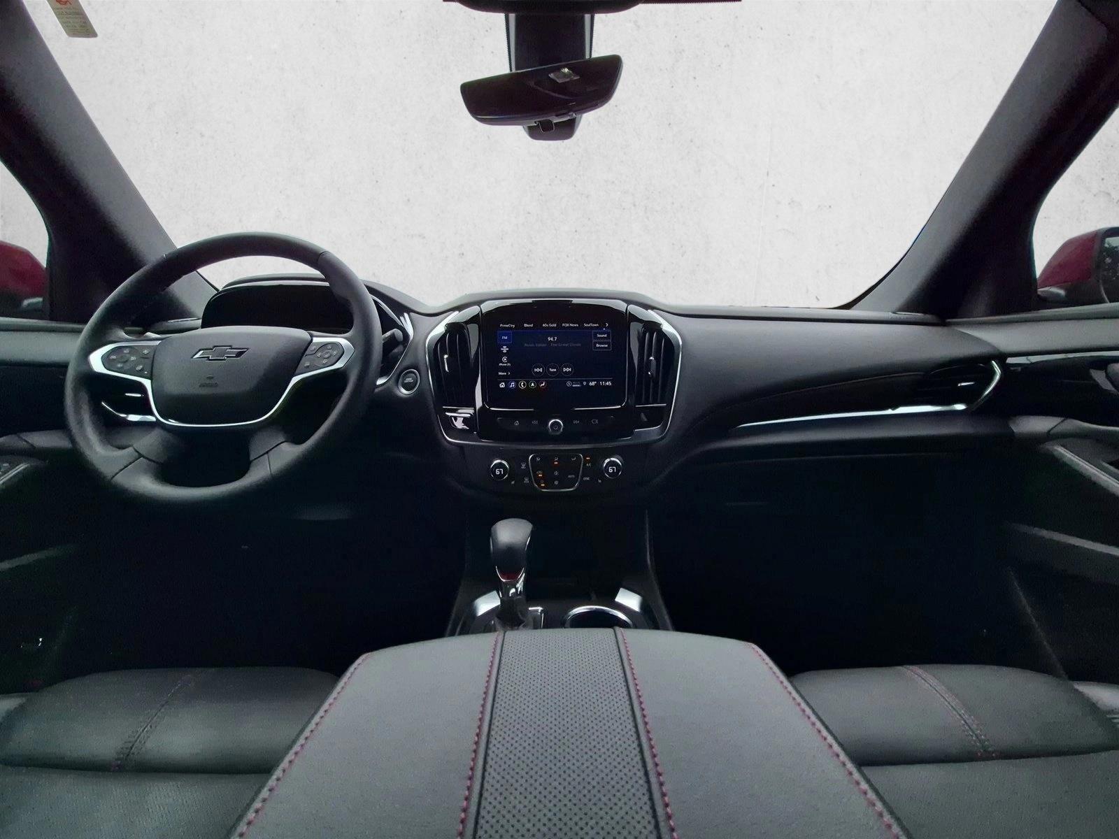 Thumbnail: 2023 Chevrolet Traverse - 3