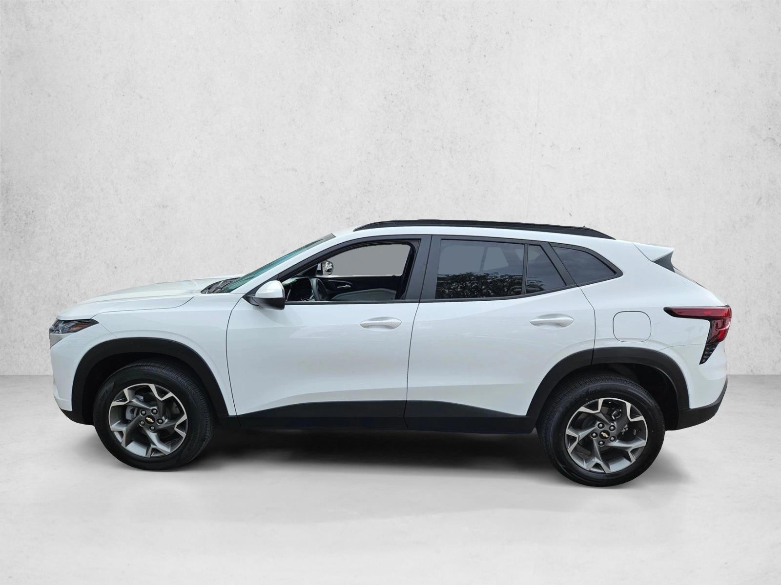 Thumbnail: 2025 Chevrolet Trax - 2