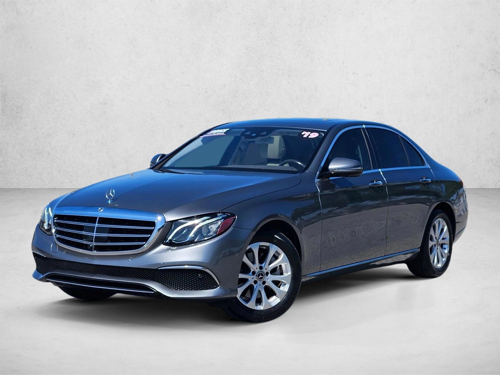 Thumbnail: 2019 Mercedes-Benz E-Class - 1