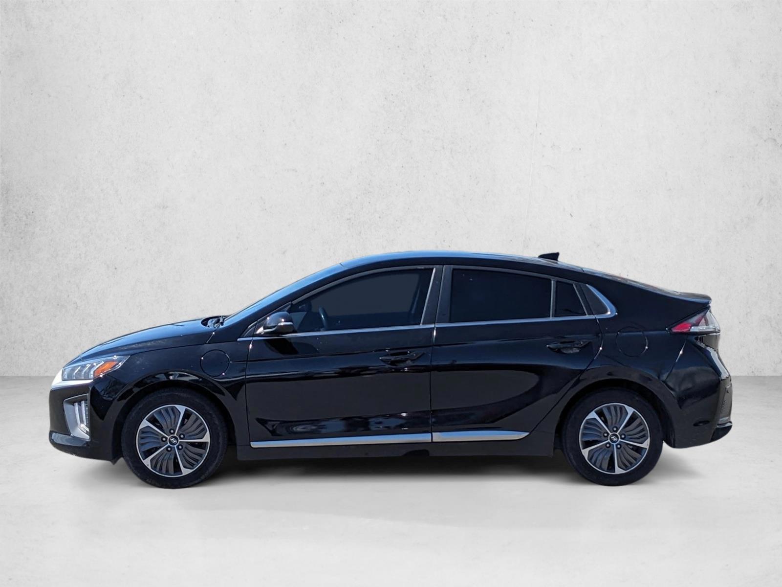 Thumbnail: 2022 Hyundai Ioniq - 2