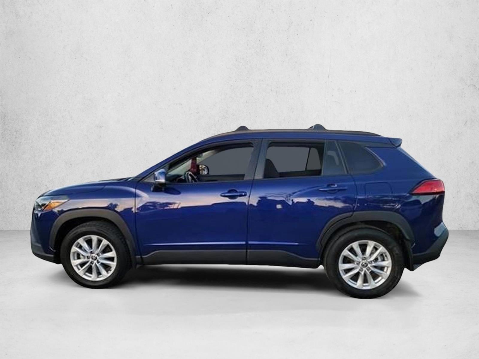 Thumbnail: 2022 Toyota Corolla Cross - 2