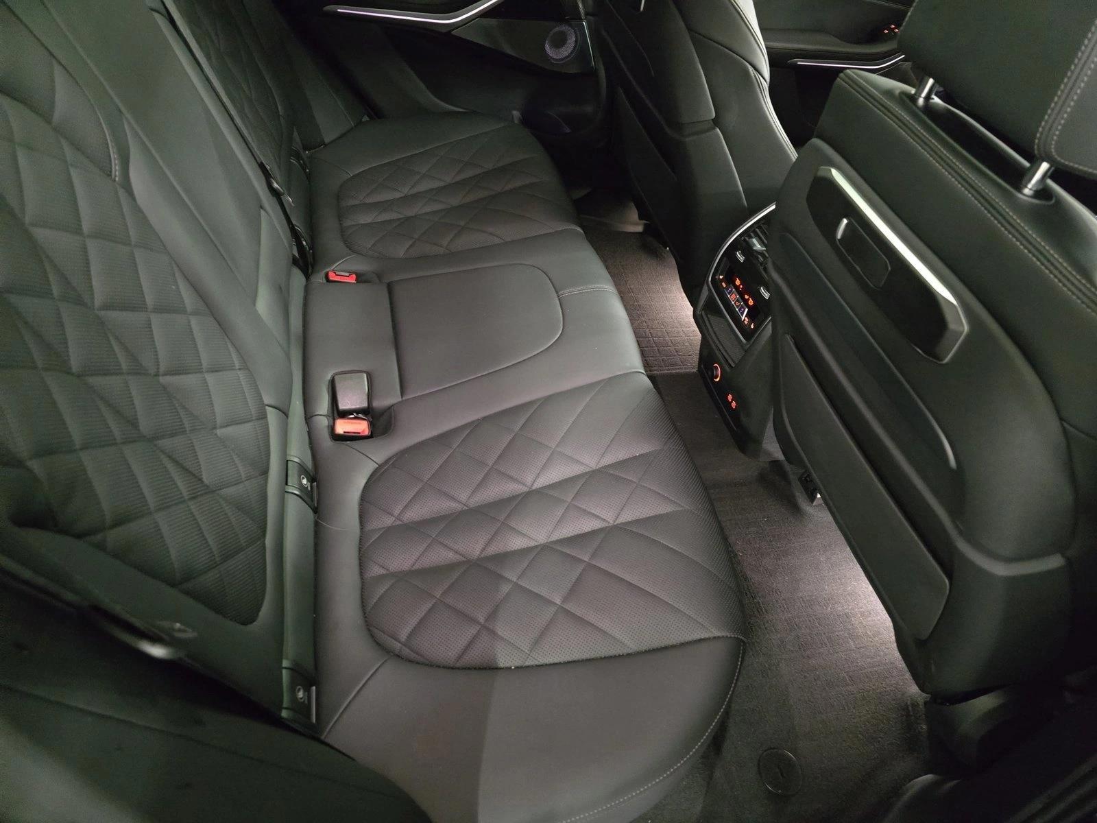 2024 BMW X5 M60i - Photo 11