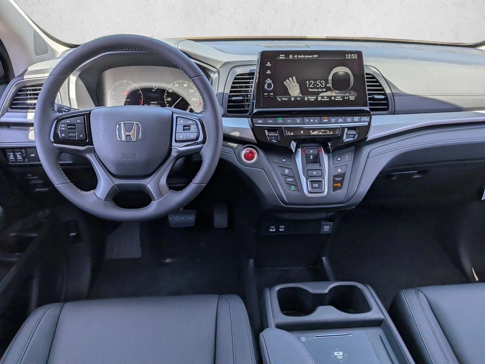 Thumbnail: 2026 Honda Odyssey - 3